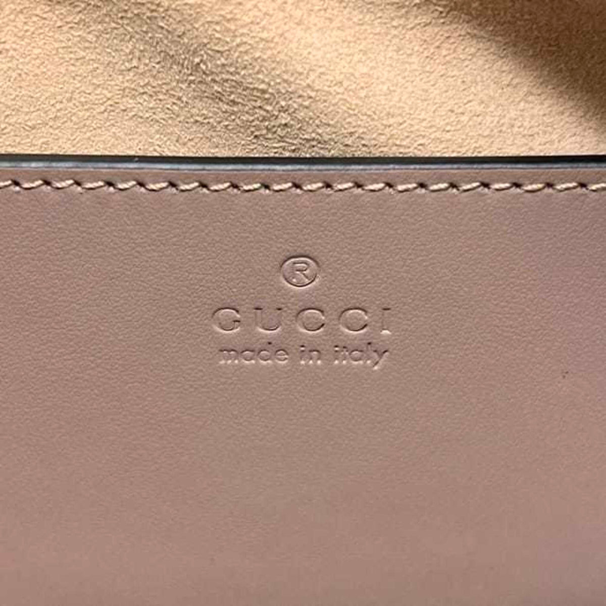 Gucci Beige Leather Shoulder Bag (Pre-Owned)