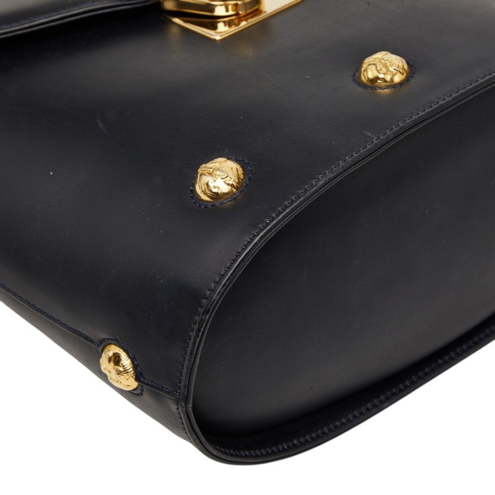 Salvatore Ferragamo Black Leather Shoulder Bag (Pre-Owned)