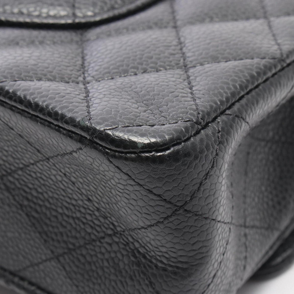 Chanel Black Grained Calfskin Handbag Shoulder Bag (Pre-Owned)