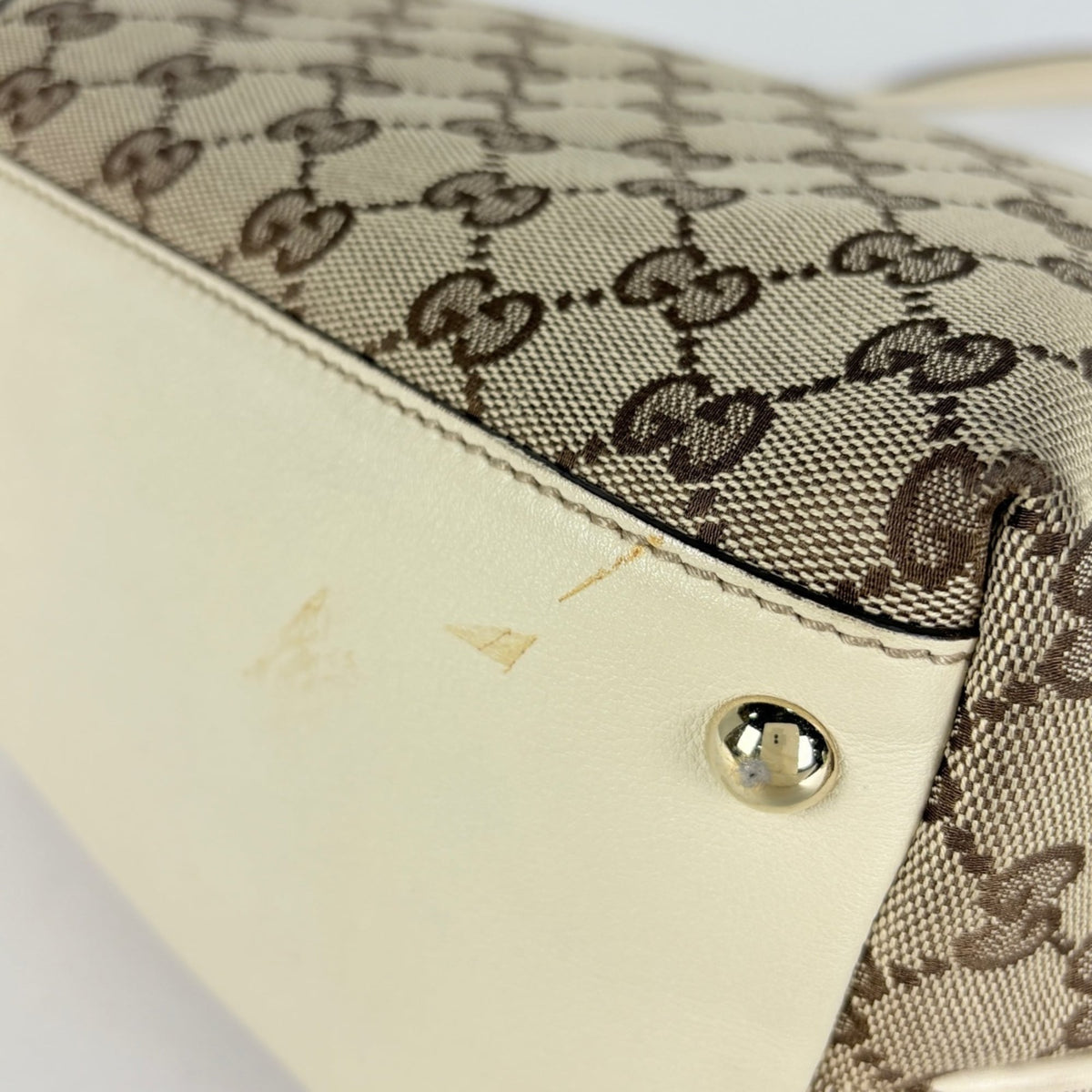 Gucci Beige White Gg Canvas Leather Tote Bag (Pre-Owned)