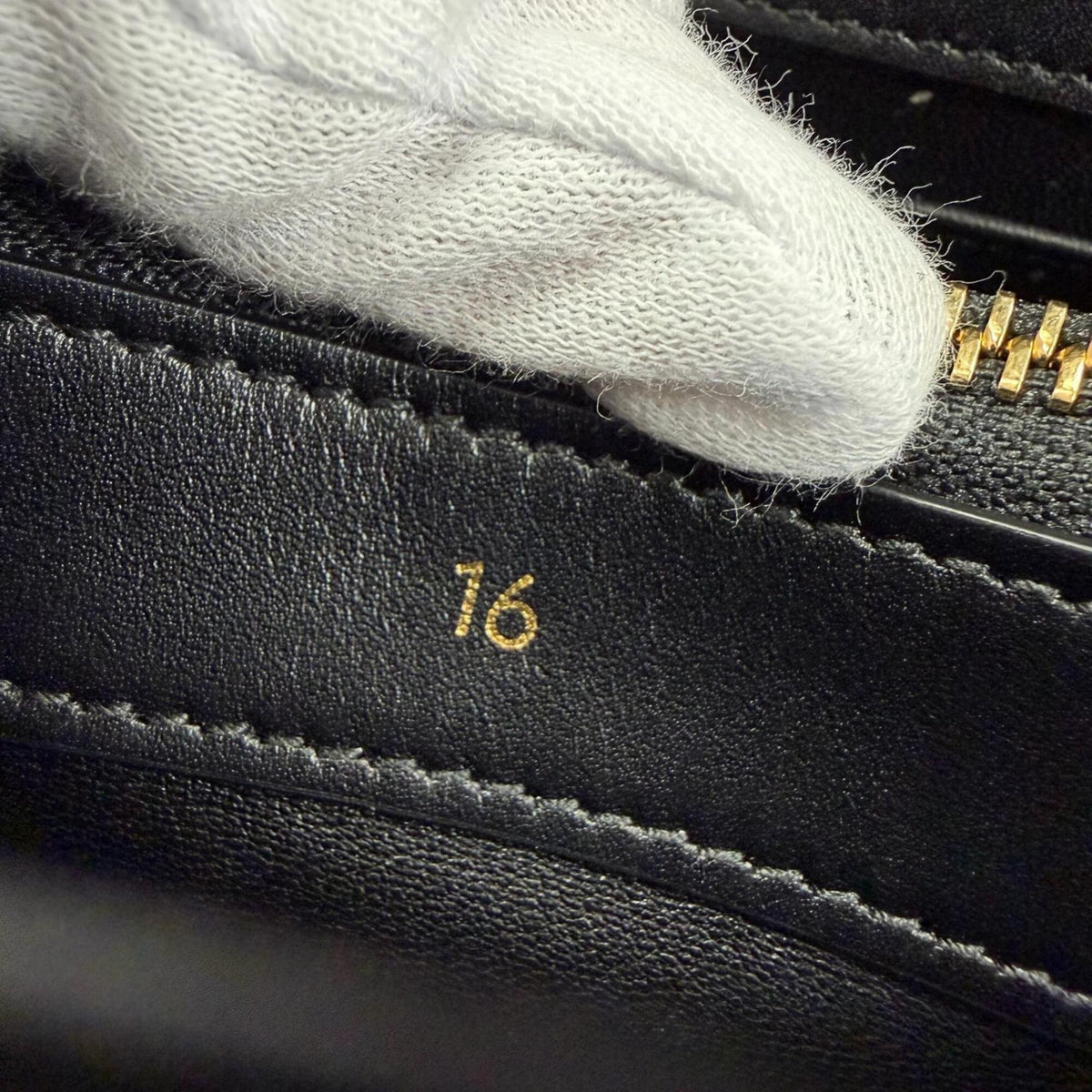 Celine Black Leather Handbag Shoulder Bag (Pre-Owned)