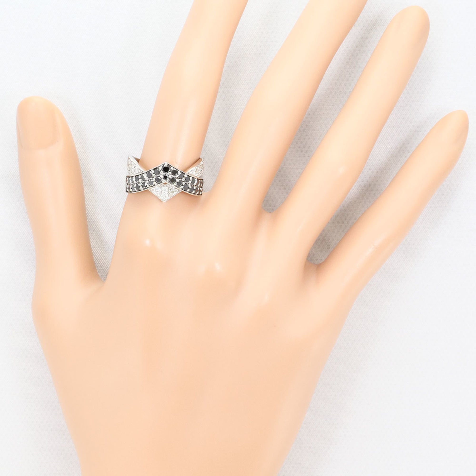 Unbranded Black White Gold White Gold (18K) Band Ring (Pre-Owned)
