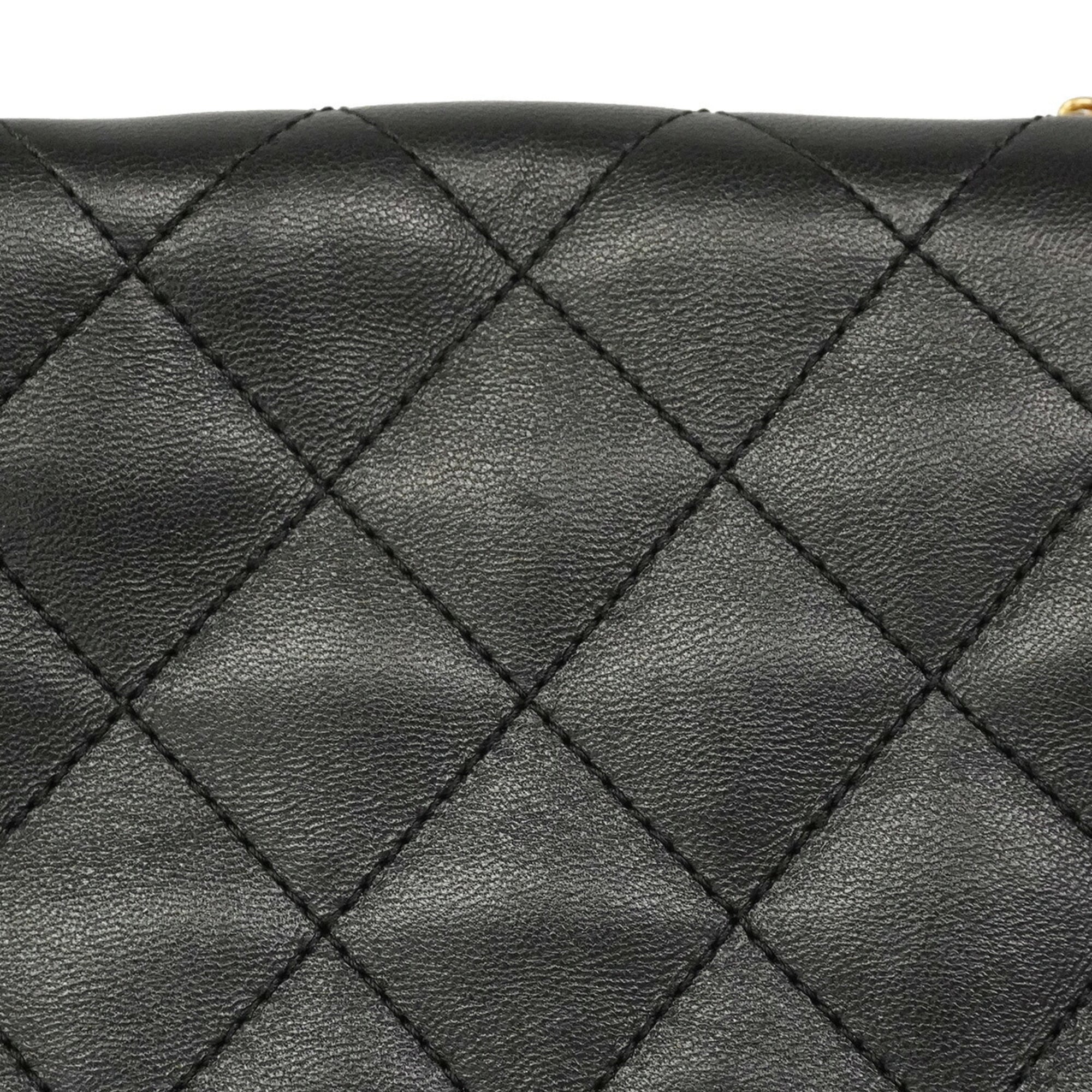 Chanel Black Leather Shoulder Bag (Pre-Owned)