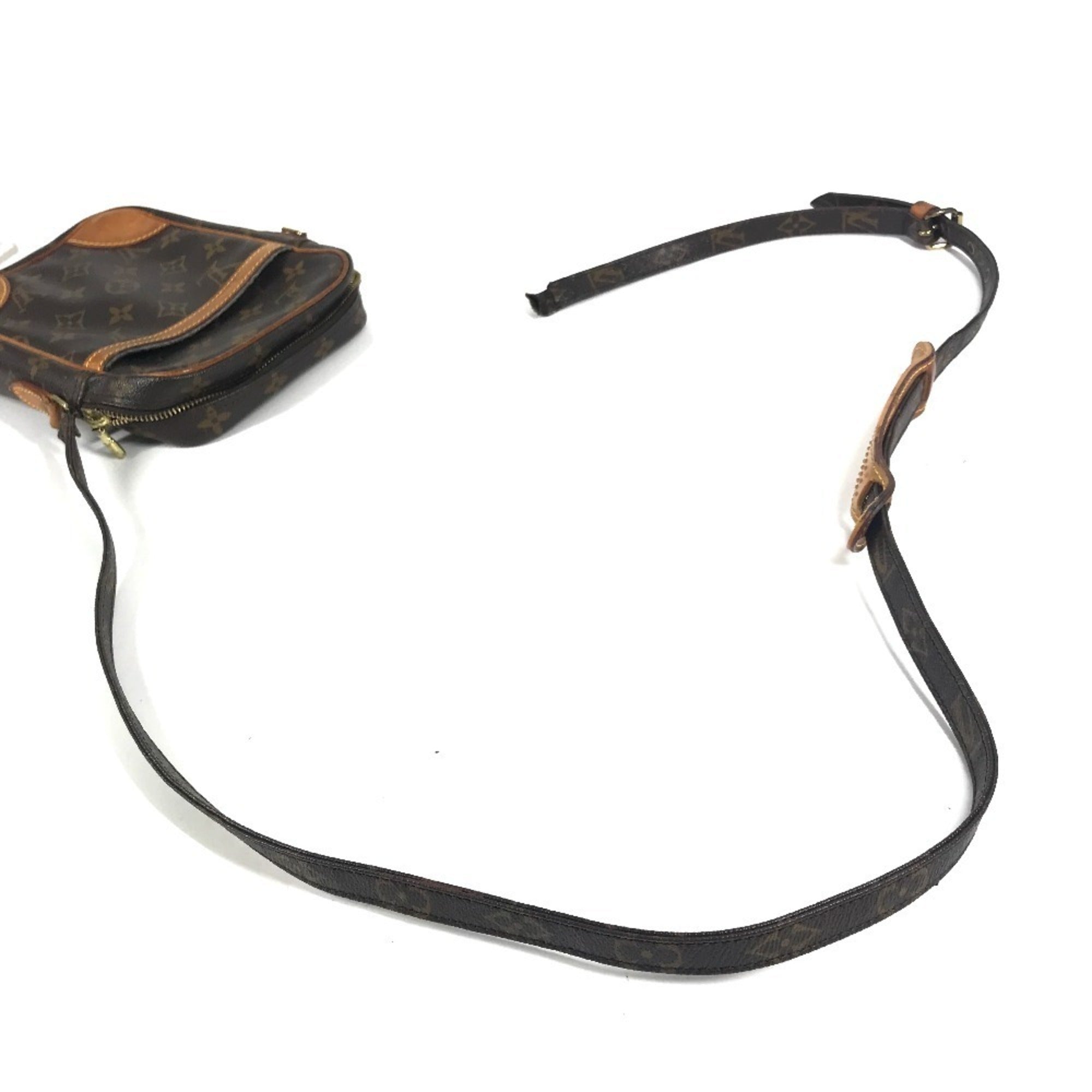 Louis Vuitton Brown Monogram Canvas Pochette Shoulder Bag (Pre-Owned)