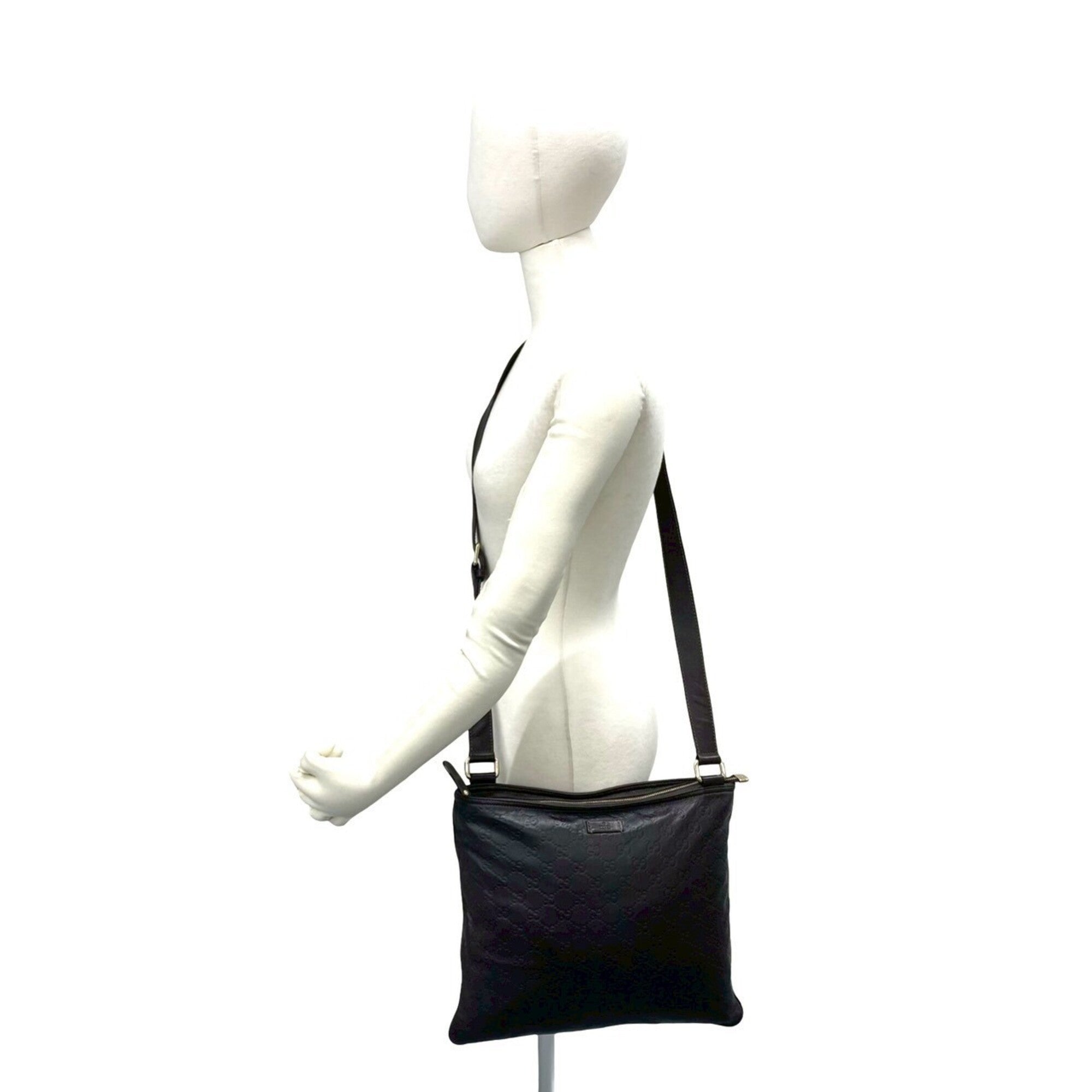 Gucci Brown Leather Pochette Shoulder Bag (Pre-Owned)