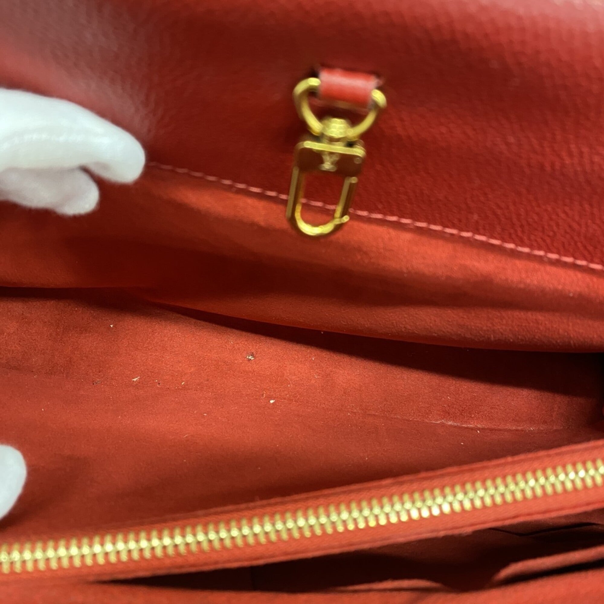 Louis Vuitton Cerise Handbag (Pre-Owned)