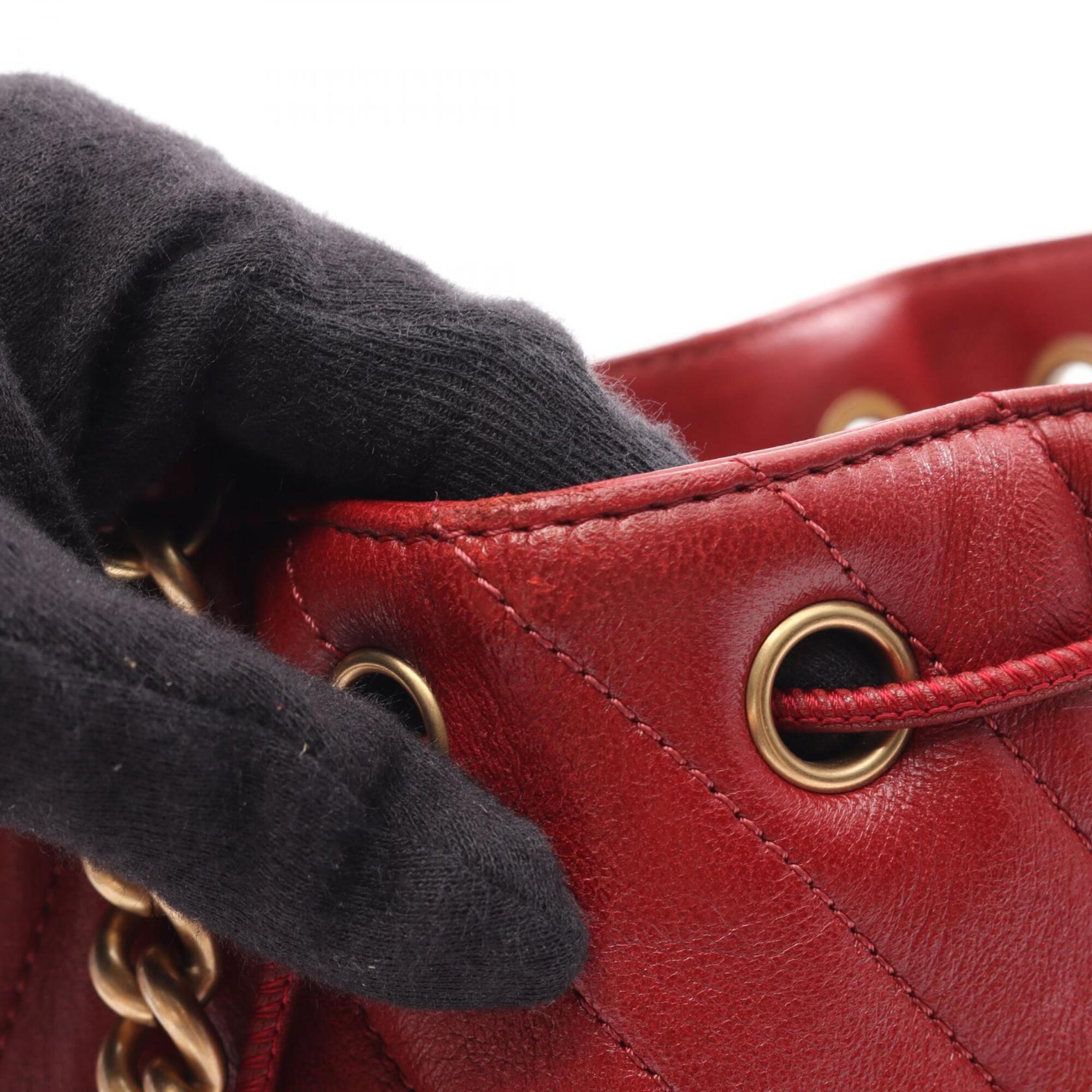 Chanel Red Color Leather Handbag Shoulder Bag (Pre-Owned)