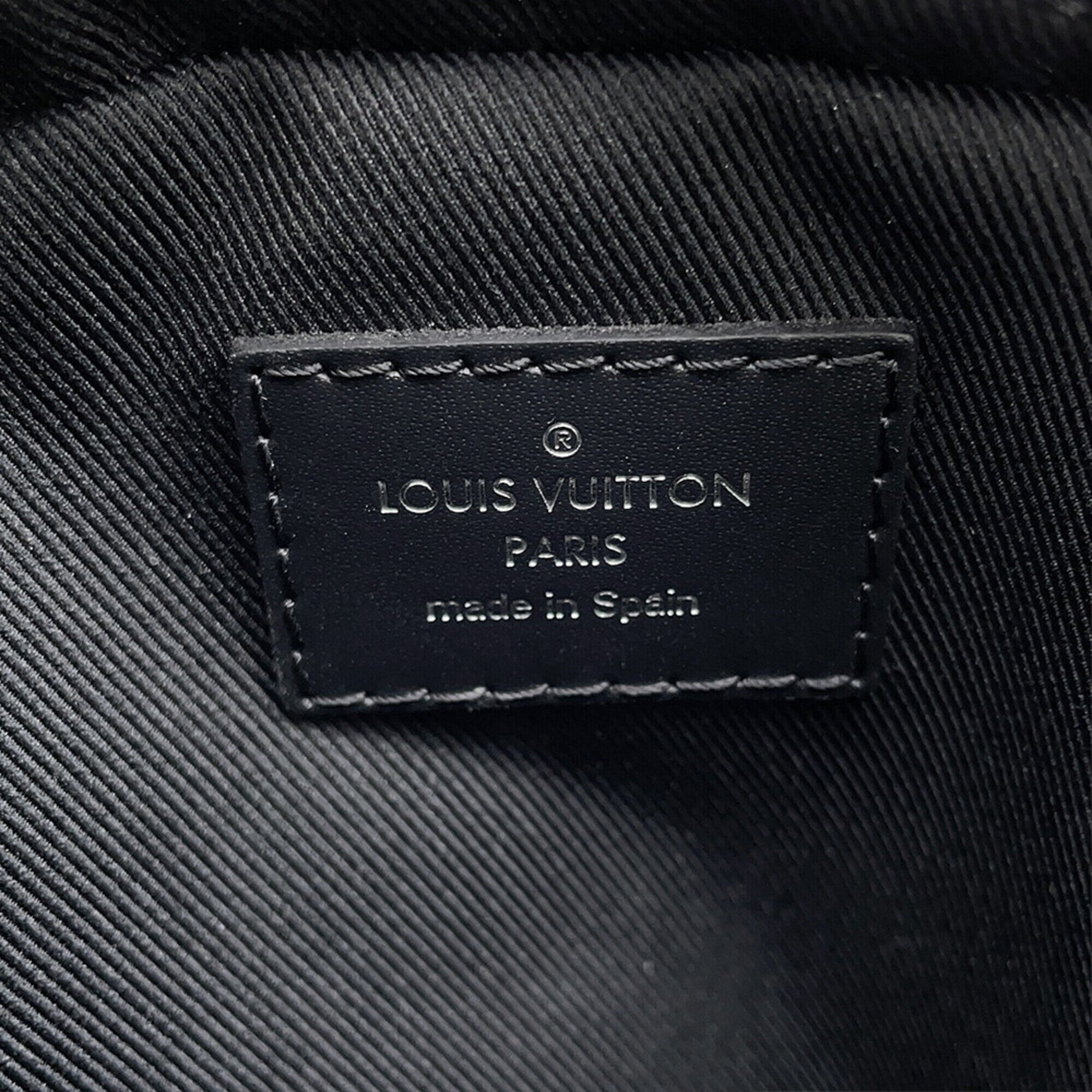 Louis Vuitton Black Noir Leather Handbag Shoulder Bag (Pre-Owned)