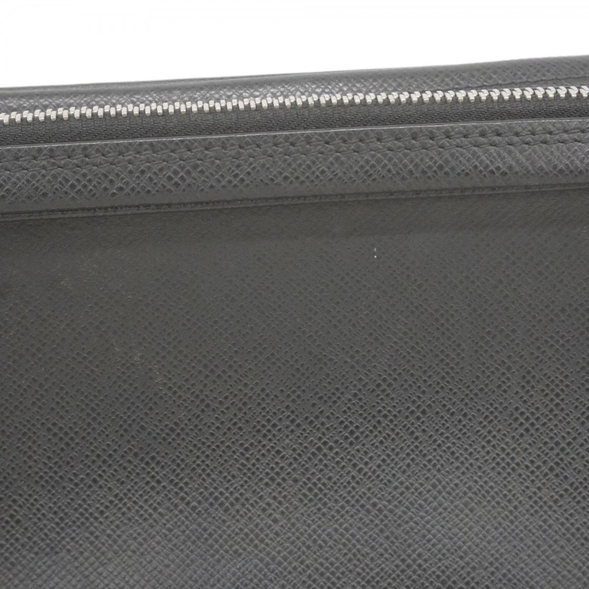 Louis Vuitton Ardoise Clutch Bag (Pre-Owned)