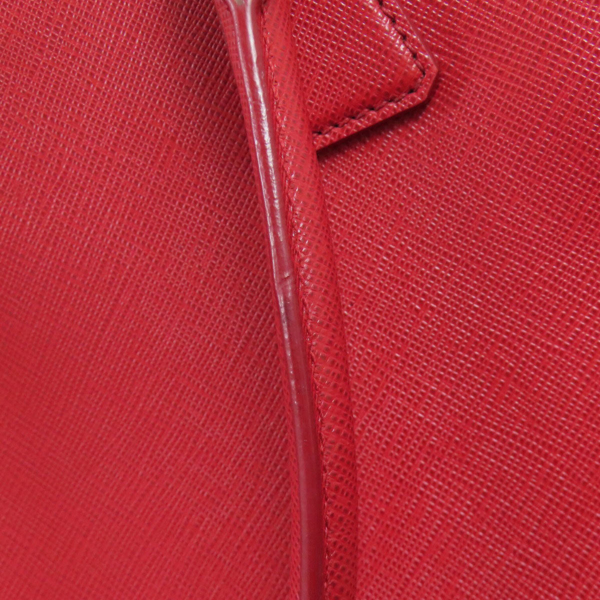 Prada Red Color Leather Handbag (Pre-Owned)