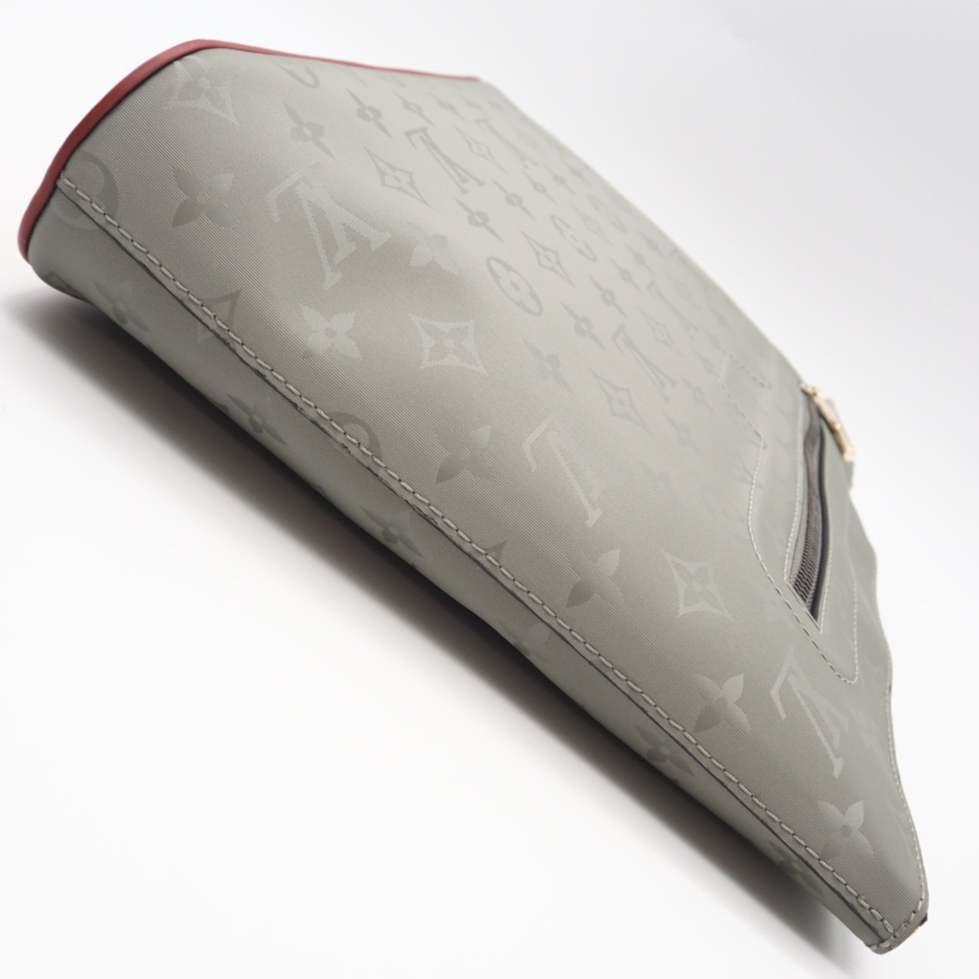 Louis Vuitton Gray Beige Monogram Clutch Bag Pochette (Pre-Owned)