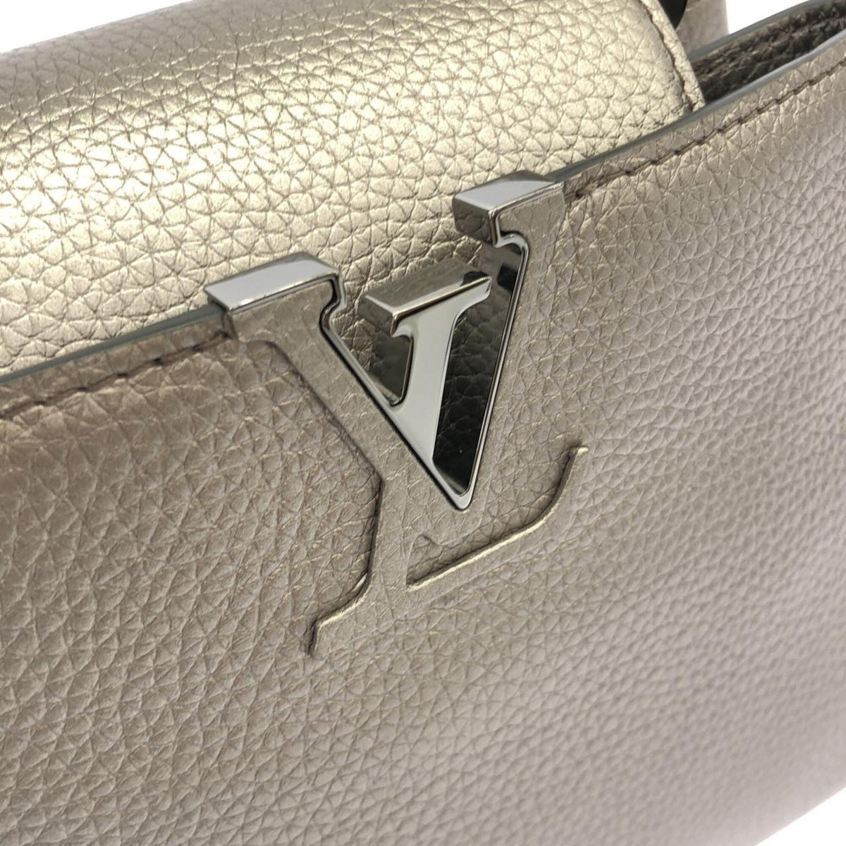 Louis Vuitton Beige Brown Leather Handbag (Pre-Owned)