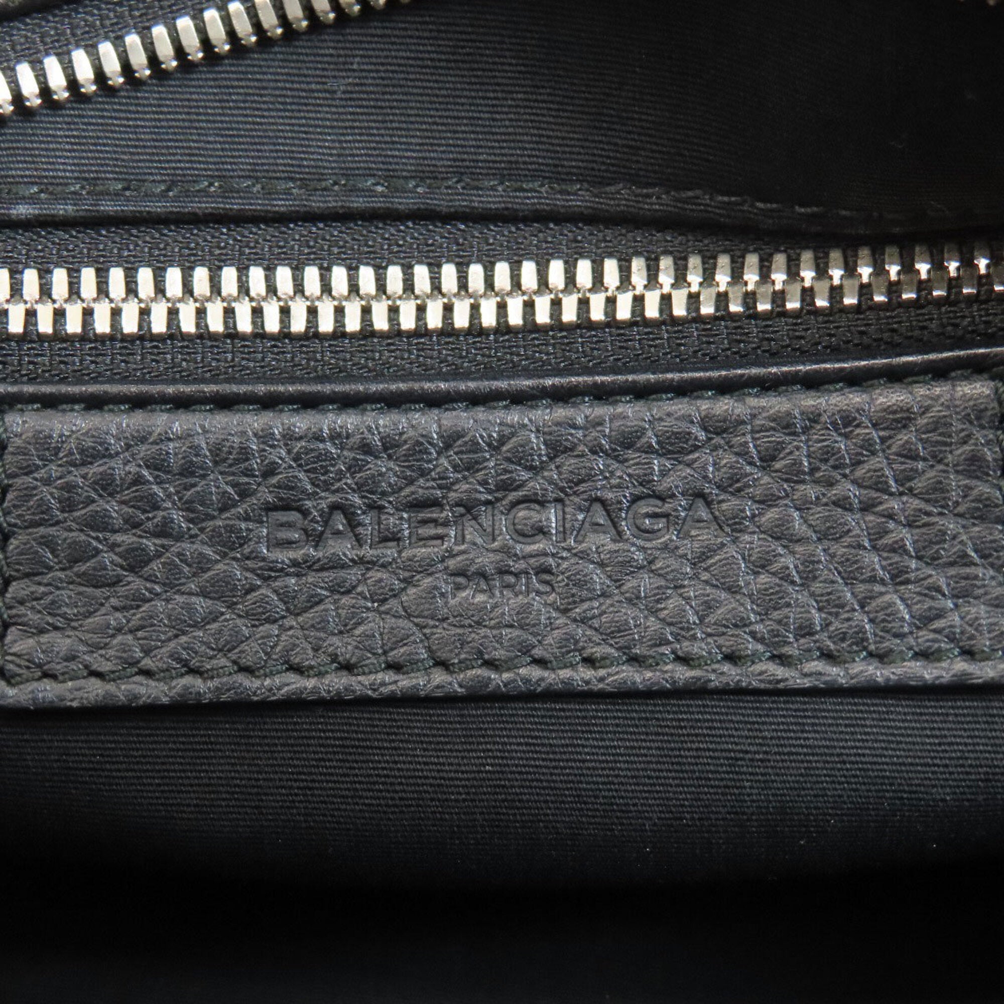 Balenciaga Black Leather Handbag (Pre-Owned)