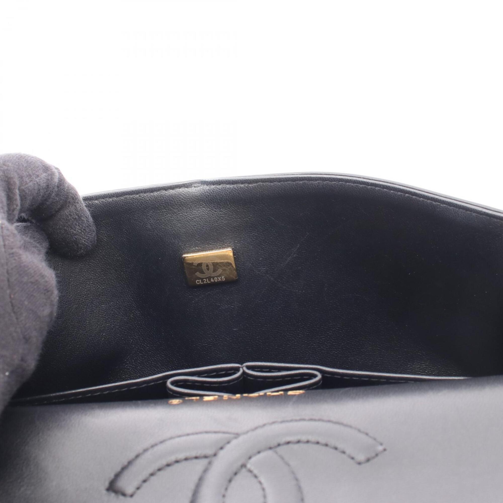 Chanel Black Leather Handbag Shoulder Bag (Pre-Owned)