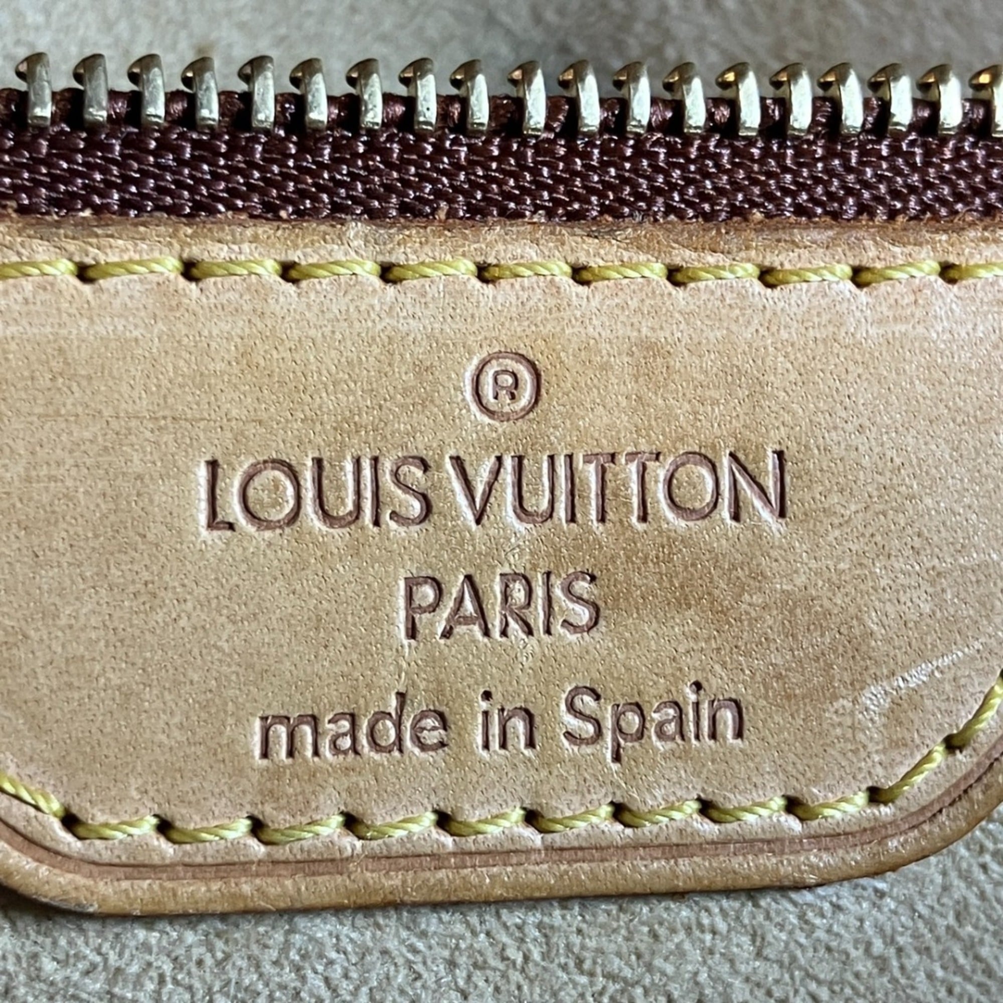 Louis Vuitton Brown Monogram Shoulder Bag (Pre-Owned)