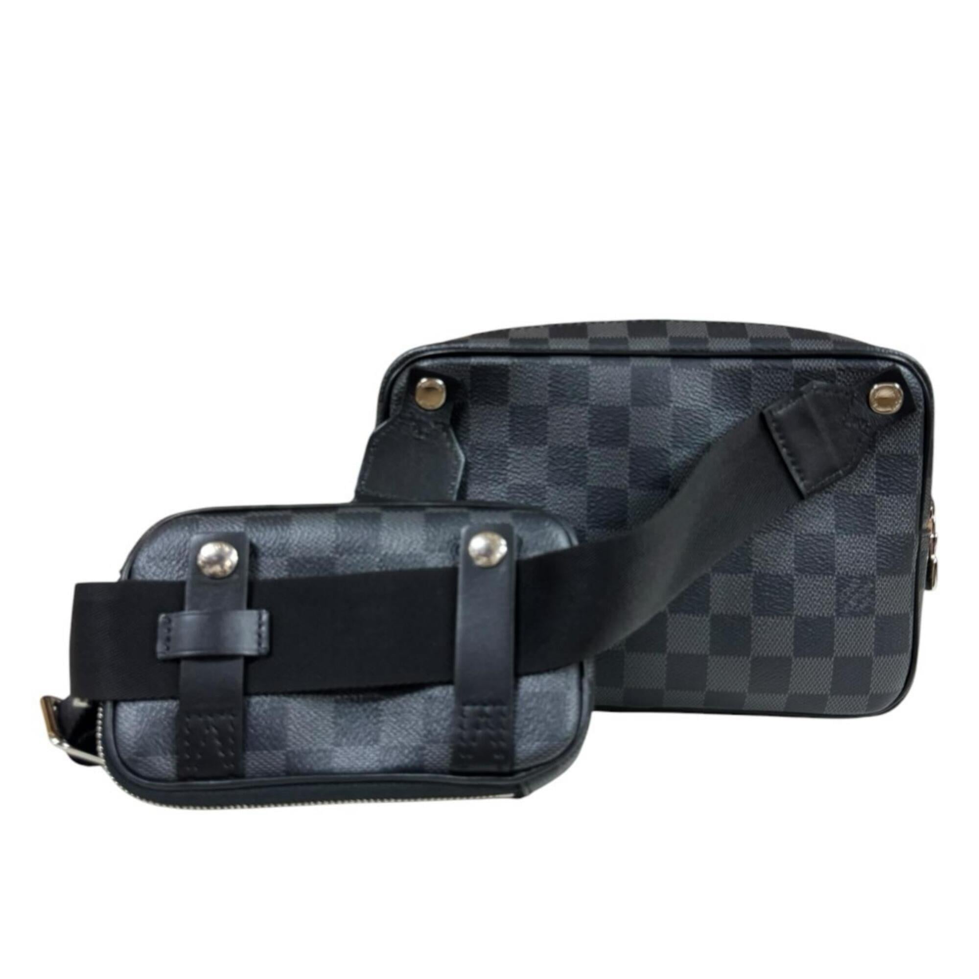 Louis Vuitton Black Gray Damier Graphite Canvas Pouch Shoulder Bag (Pre-Owned)