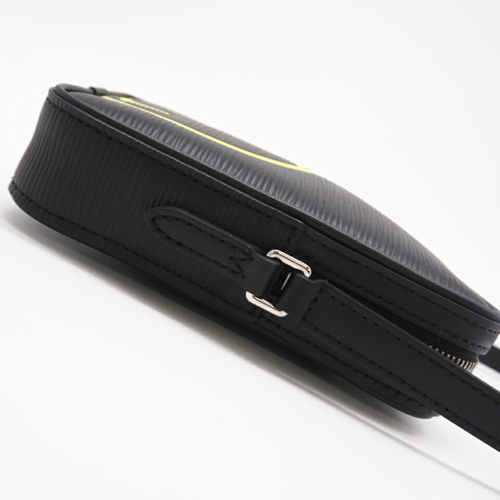 Louis Vuitton Black Yellow Leather Shoulder Bag (Pre-Owned)
