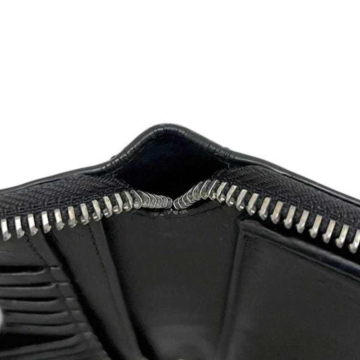 Loewe Black Leather Long Wallet (Bi-Fold) (Pre-Owned)