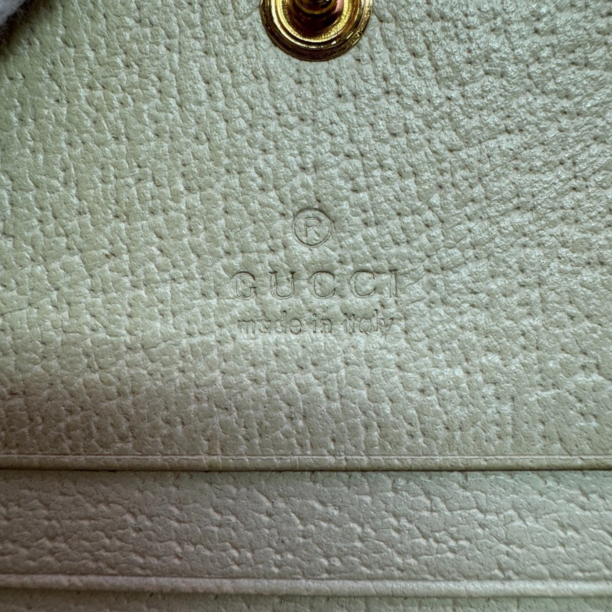 Gucci White Leather Wallet (Bi-Fold) (Pre-Owned)