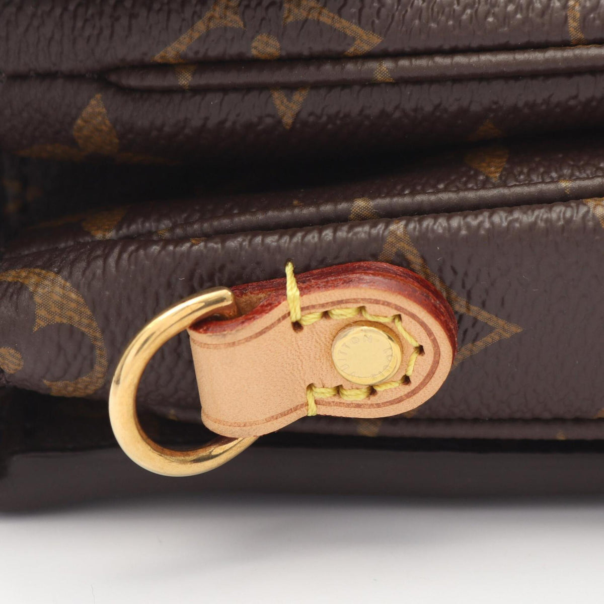 Louis Vuitton Brown Coated Canvas Leather Handbag Pochette (Pre-Owned)