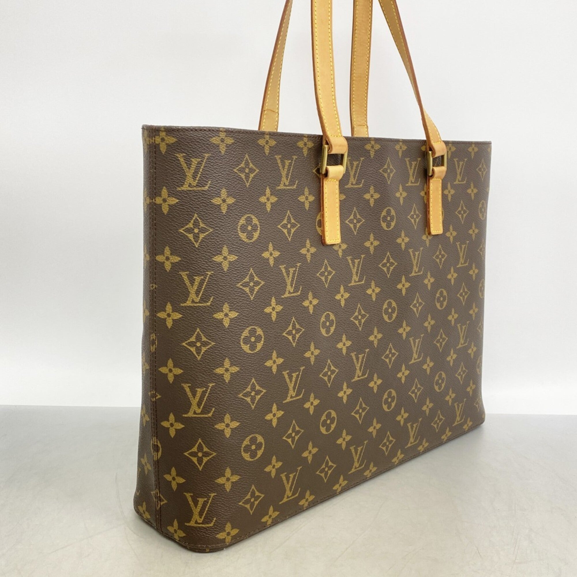 Louis Vuitton Brown Shoulder Bag (Pre-Owned)