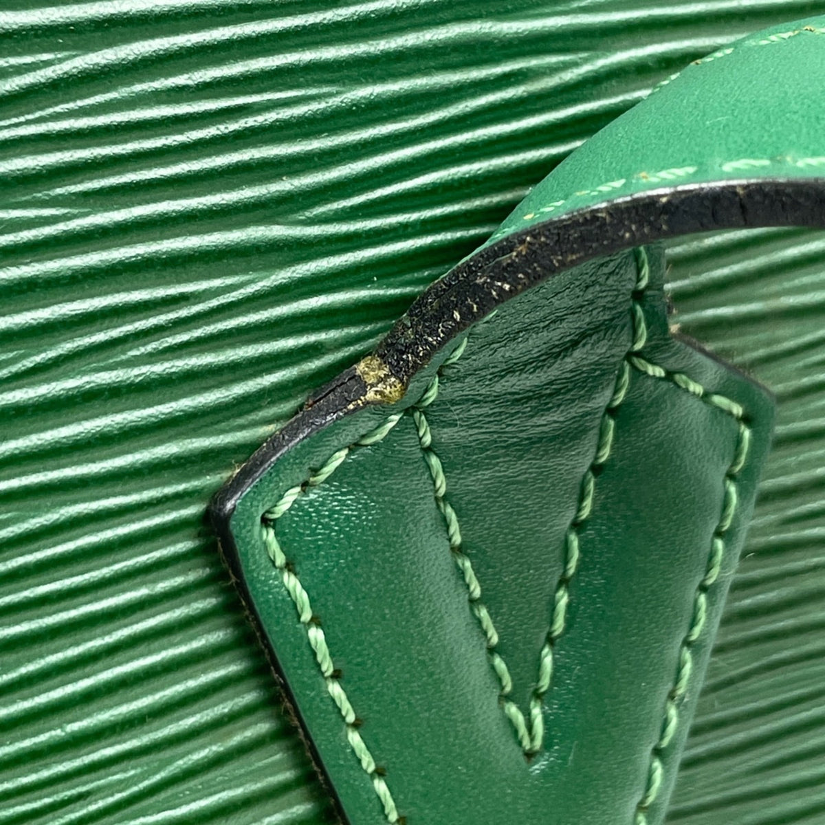 Louis Vuitton Borneo Green Epi Leather Shoulder Bag Tote Bag (Pre-Owned)