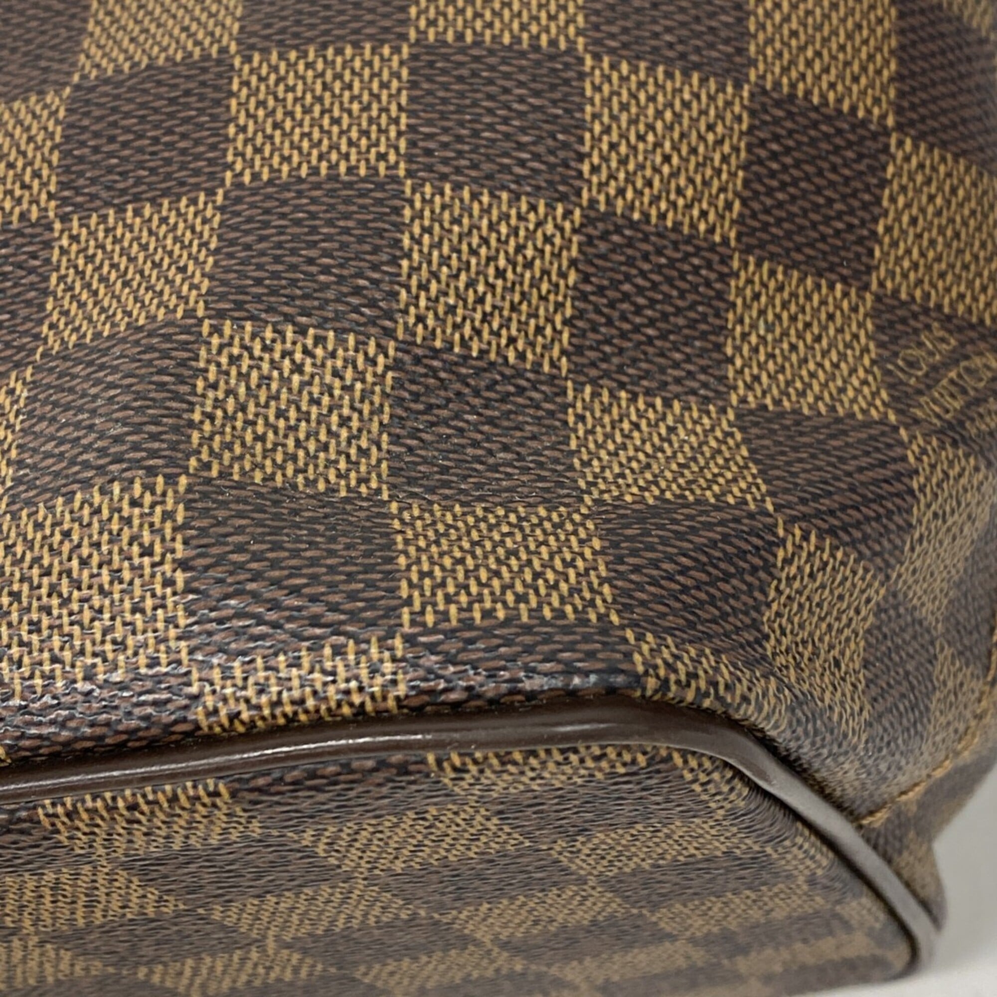 Louis Vuitton Ebene Handbag (Pre-Owned)