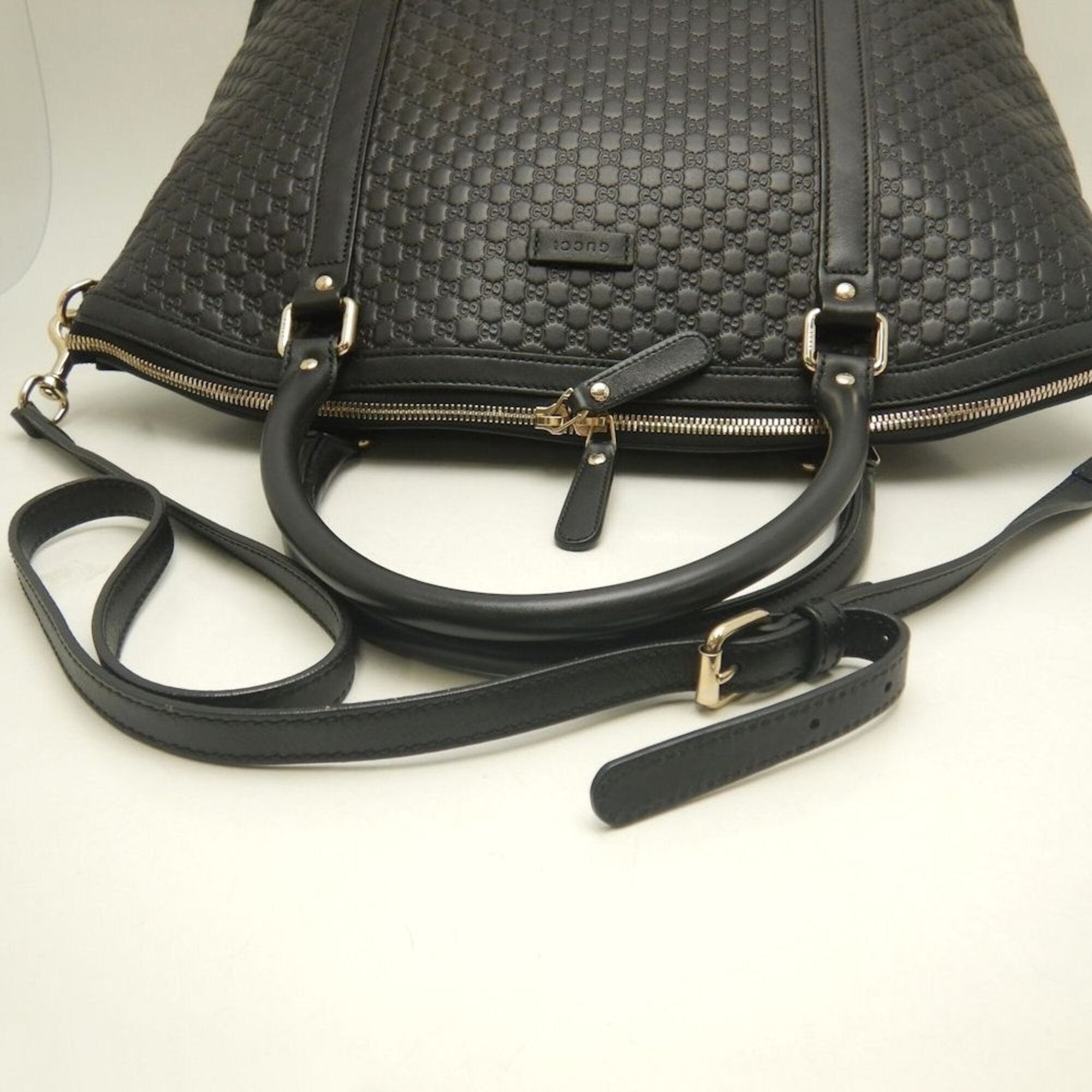 Gucci Microguccissima Black Leather Tote Bag (Pre-Owned)