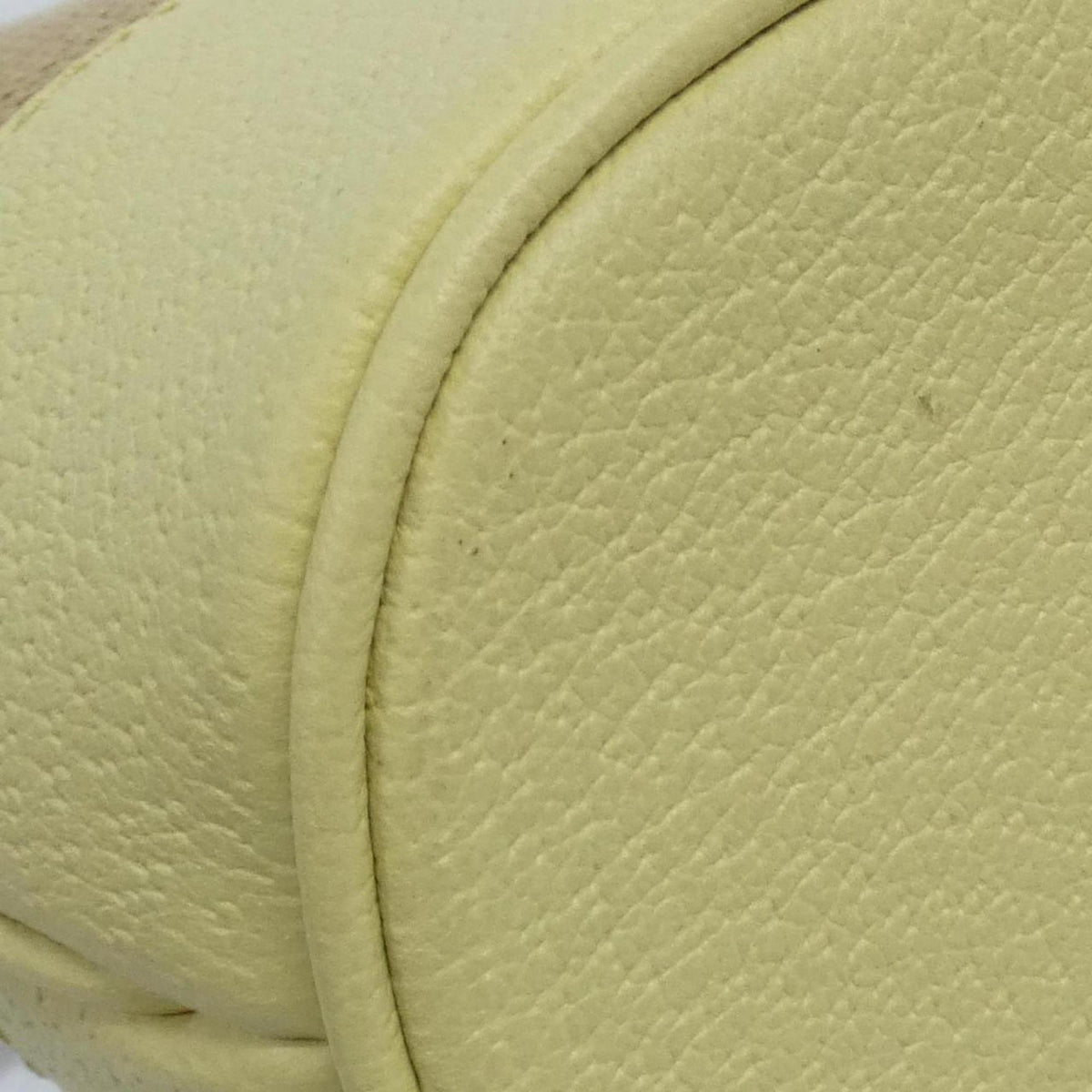 Gucci Camel Yellow Gg Canvas Shoulder Bag (Pre-Owned)