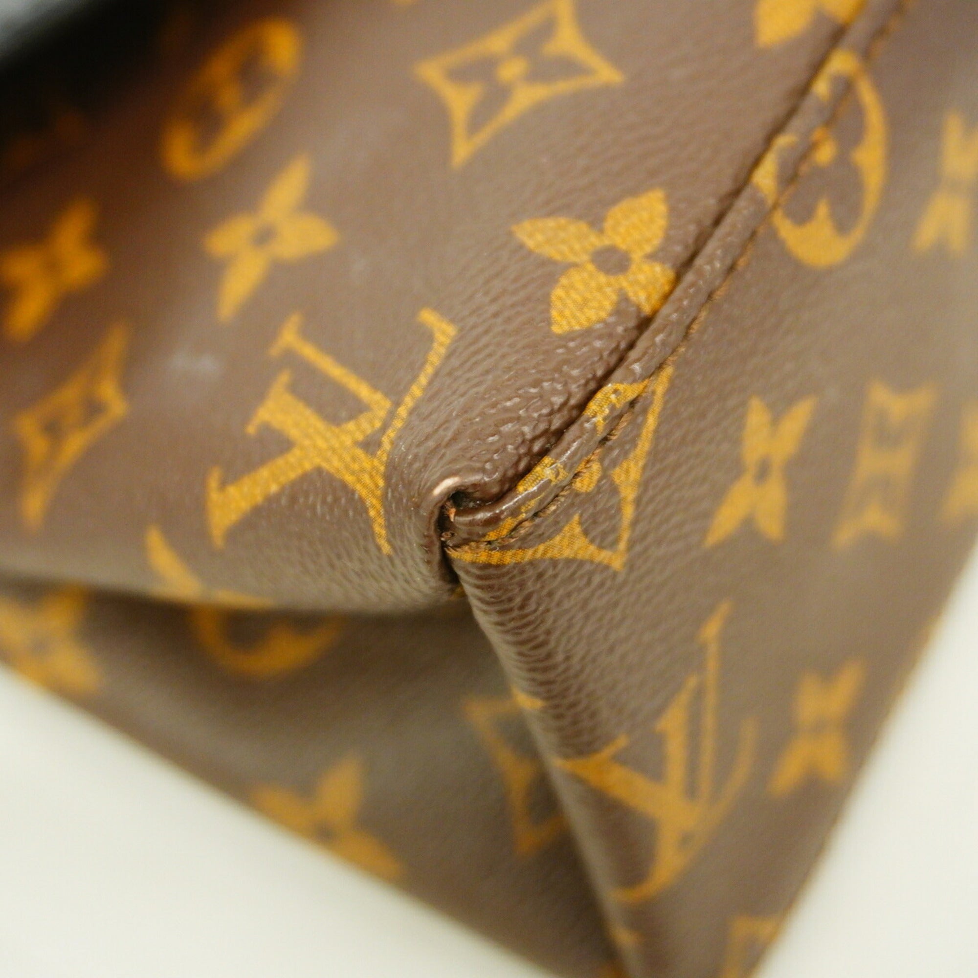 Louis Vuitton Brown Noir Shoulder Bag (Pre-Owned)