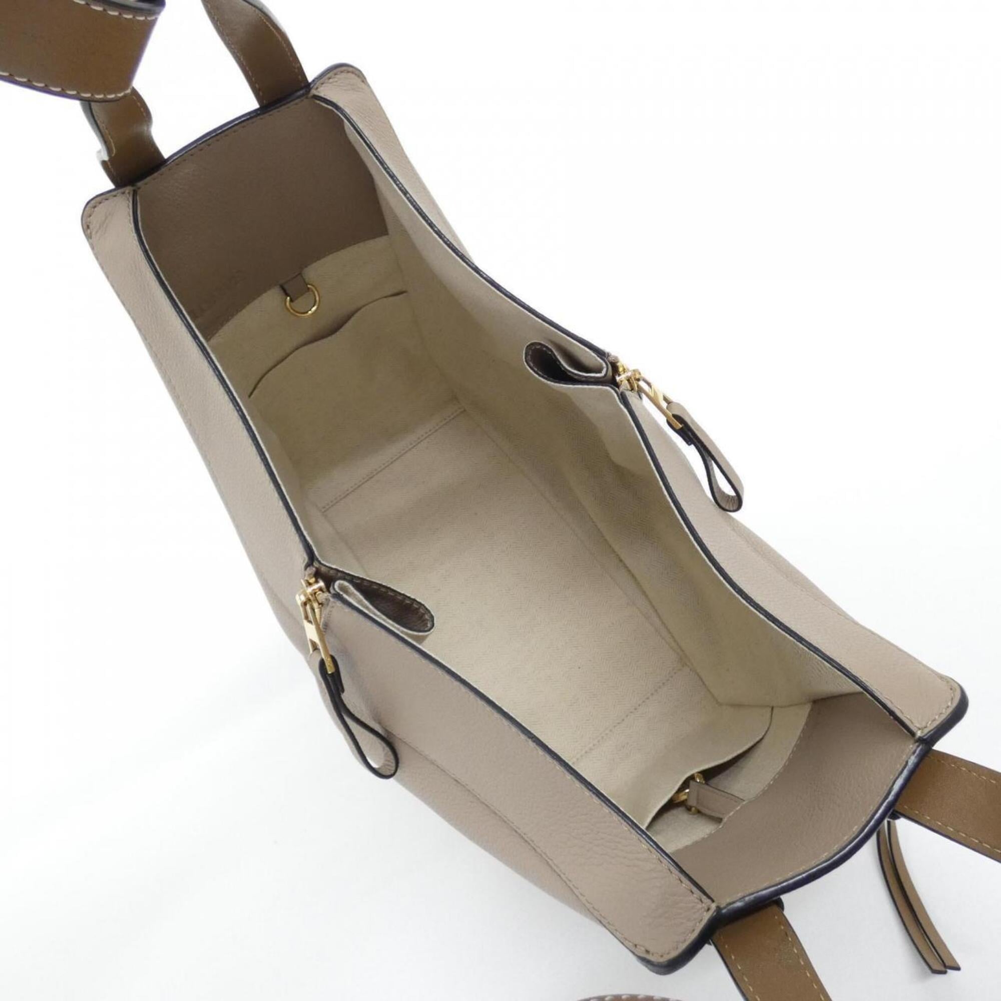 Loewe Beige Sand Leather Shoulder Bag (Pre-Owned)