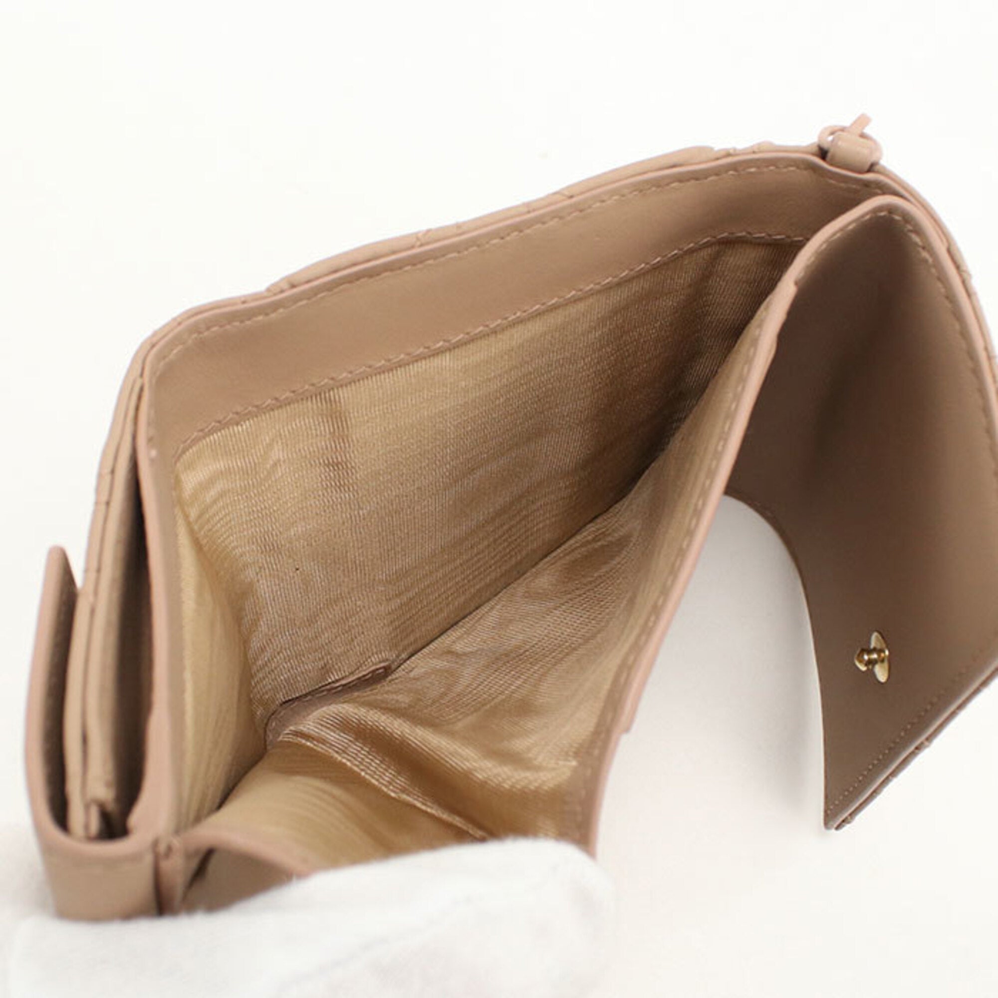 Christian Dior Beige Leather Wallet (Tri-Fold) (Pre-Owned)