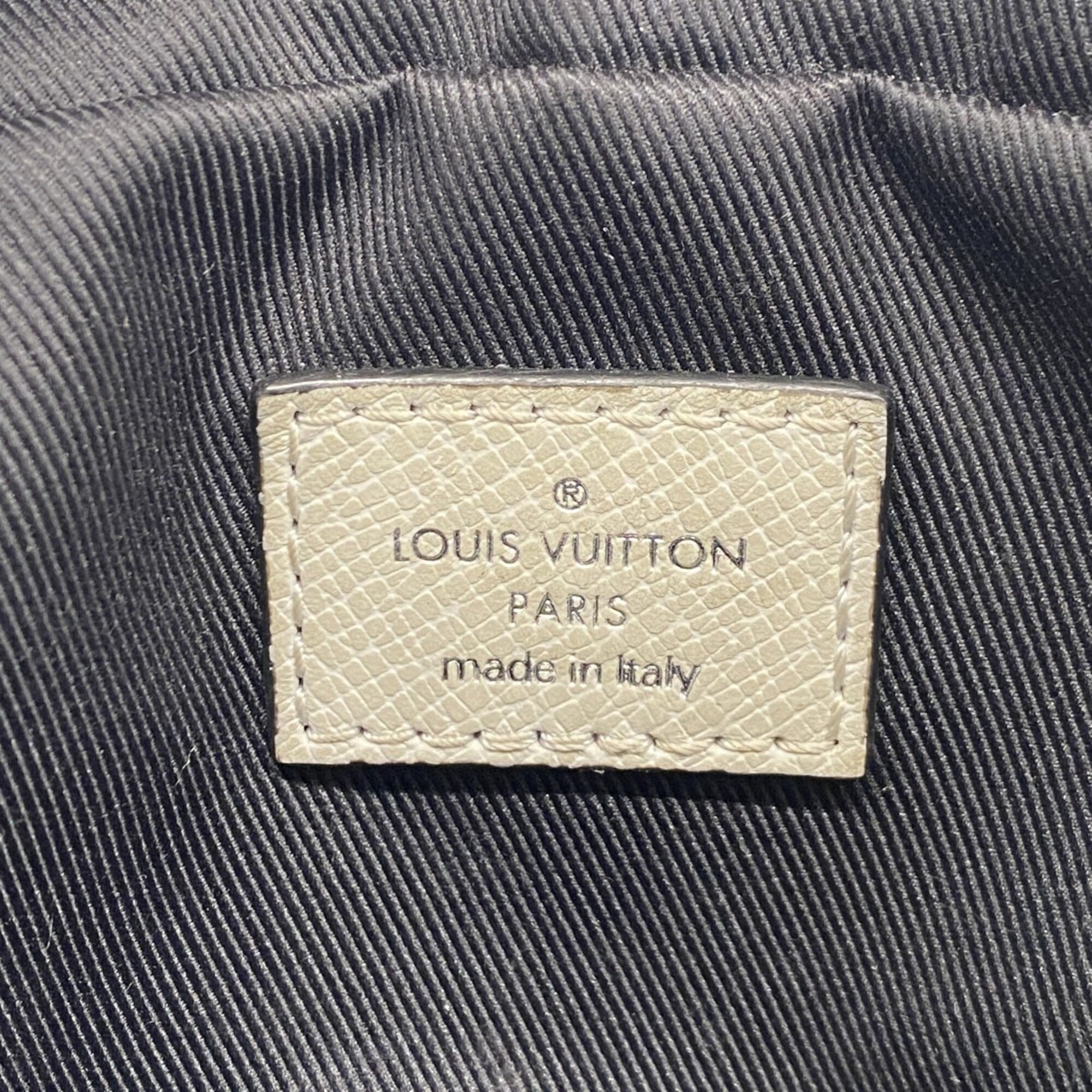 Louis Vuitton White Sling Bag (Pre-Owned)