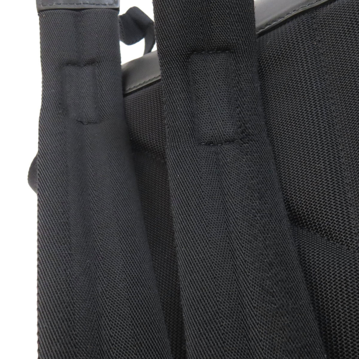 Burberry Black Leather Backpack (Pre-Owned)