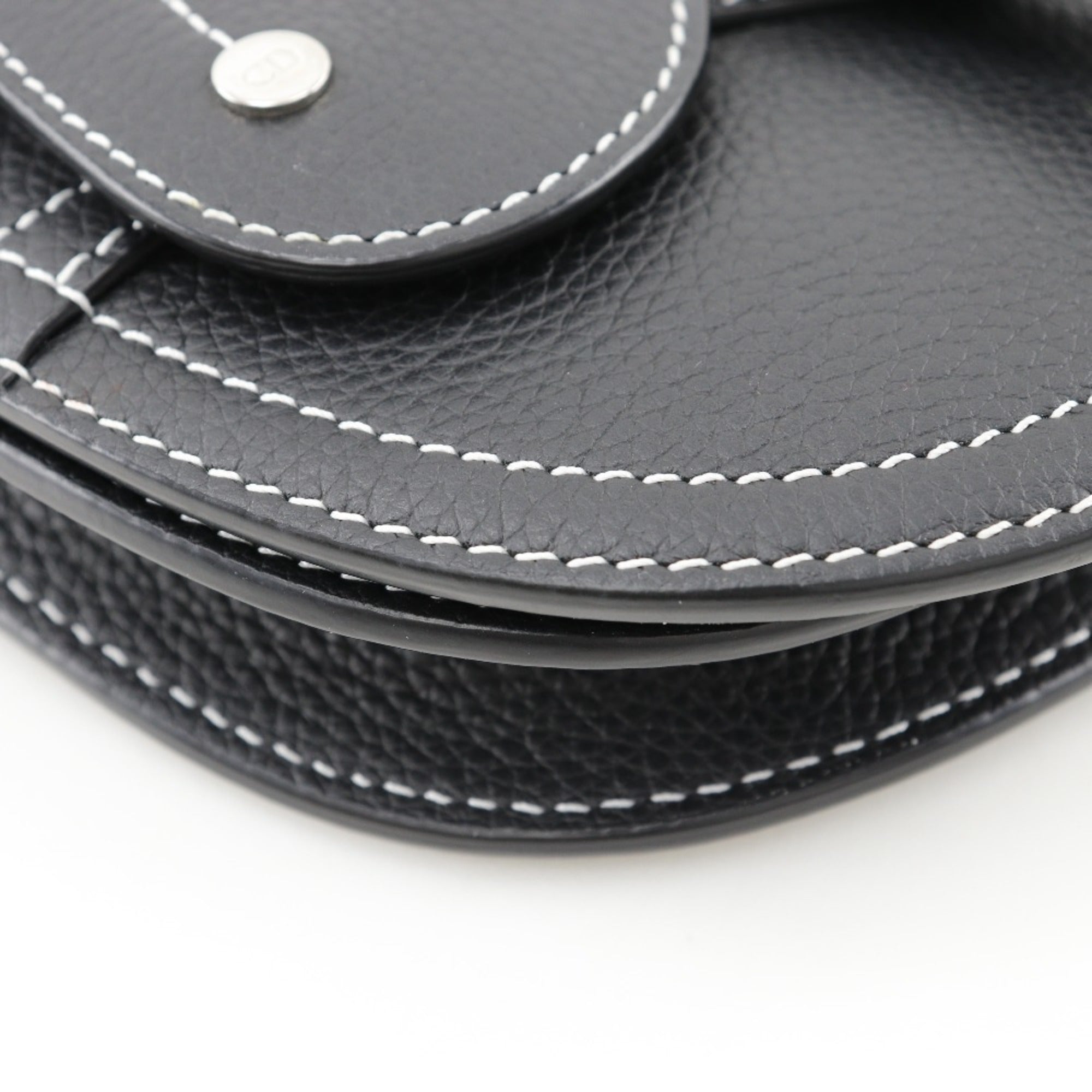 Christian Dior Black Leather Sling Bag (Pre-Owned)