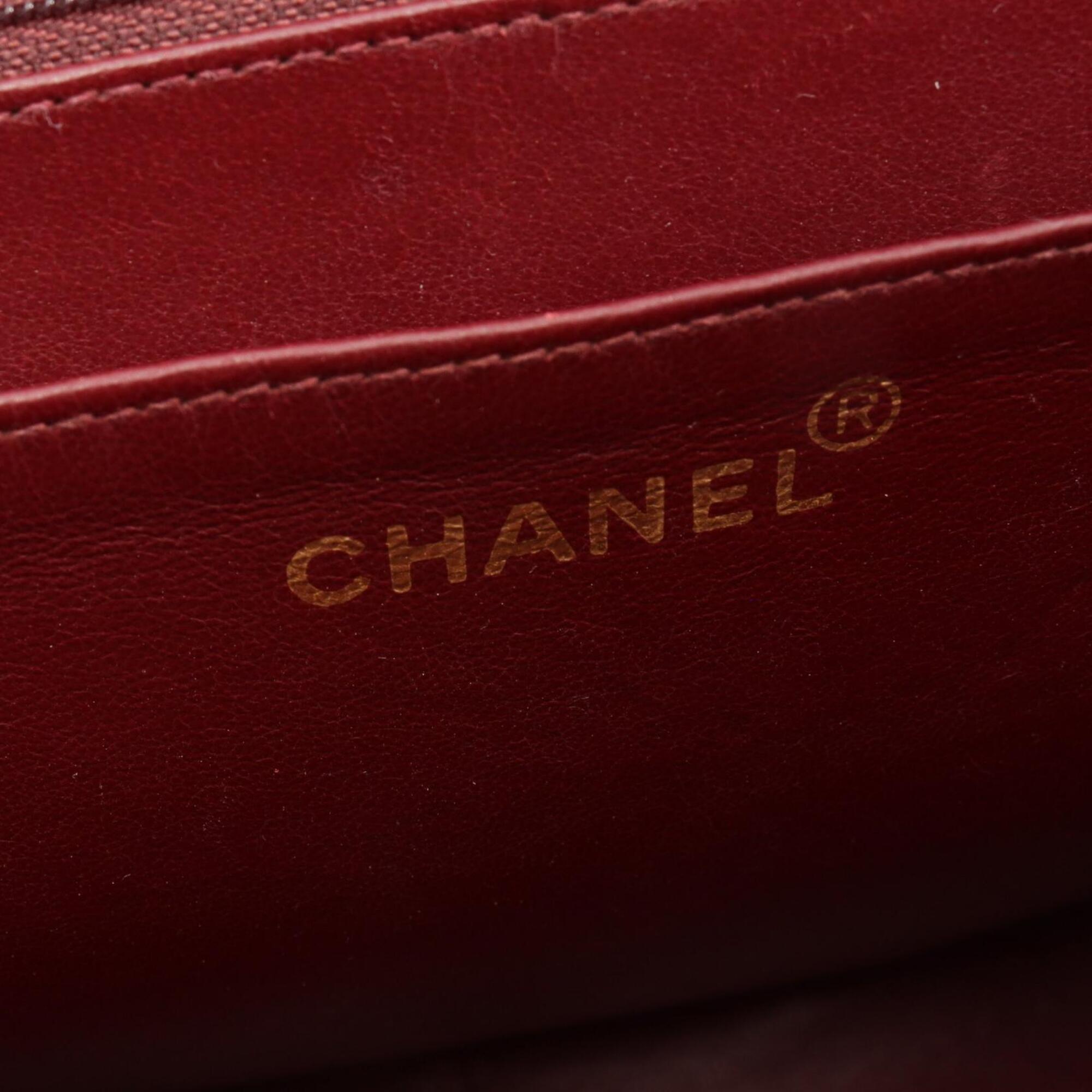 Chanel Black Leather Handbag Shoulder Bag (Pre-Owned)