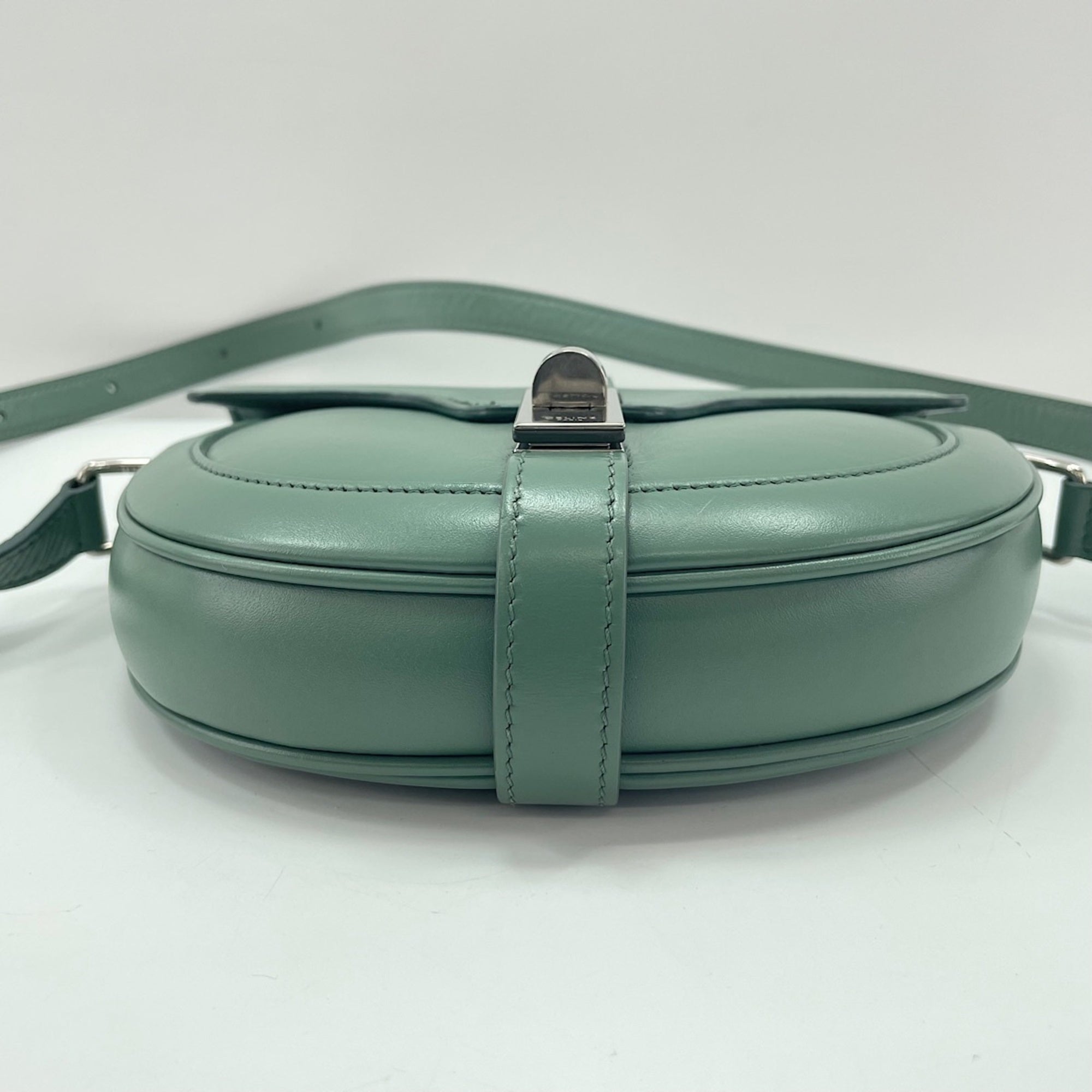 Celine Green Shoulder Bag (Pre-Owned)
