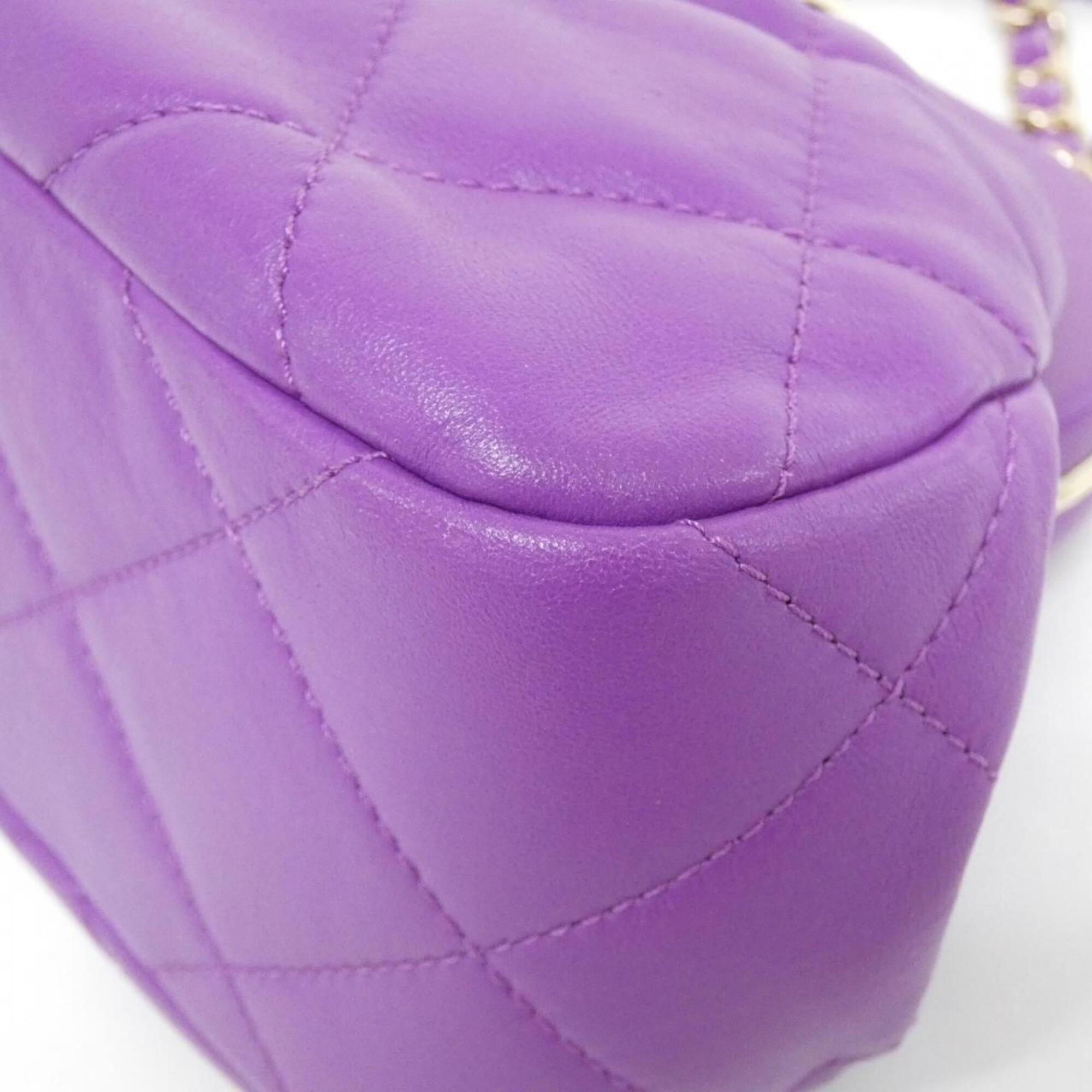 Chanel Purple Leather Shoulder Bag (Pre-Owned)