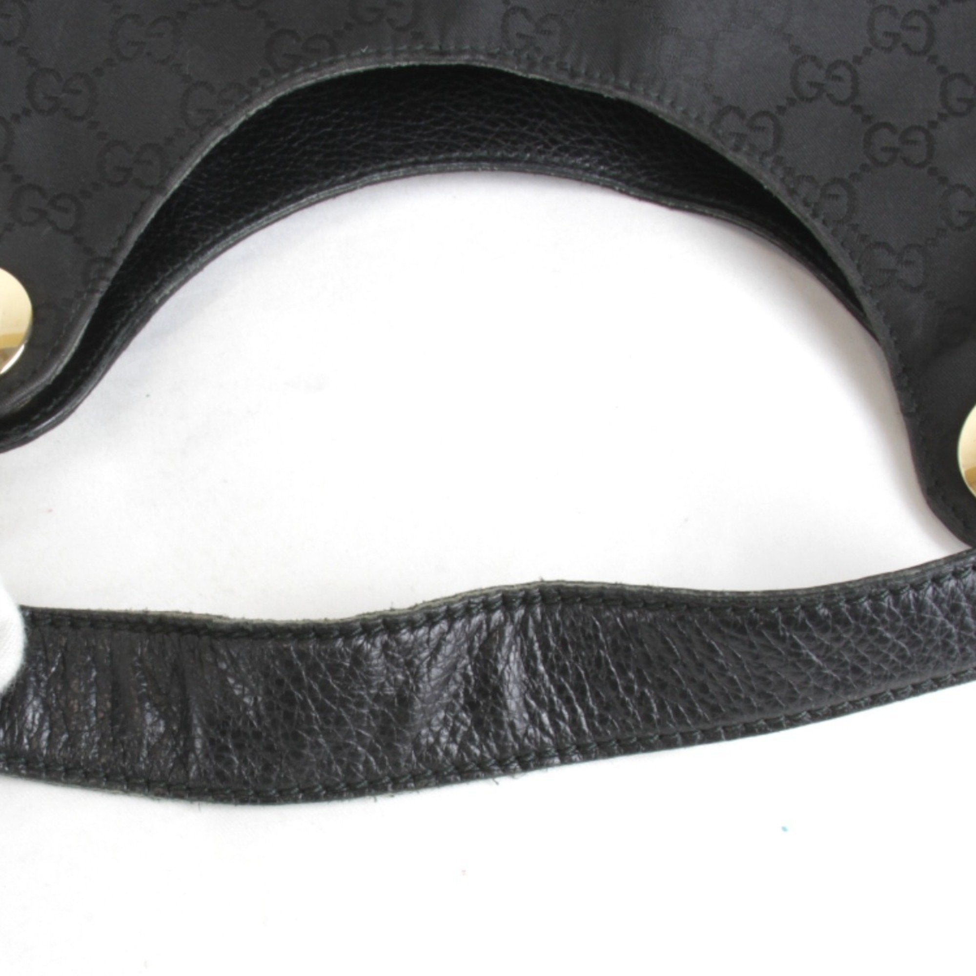 Gucci Black Nylon Shoulder Bag (Pre-Owned)