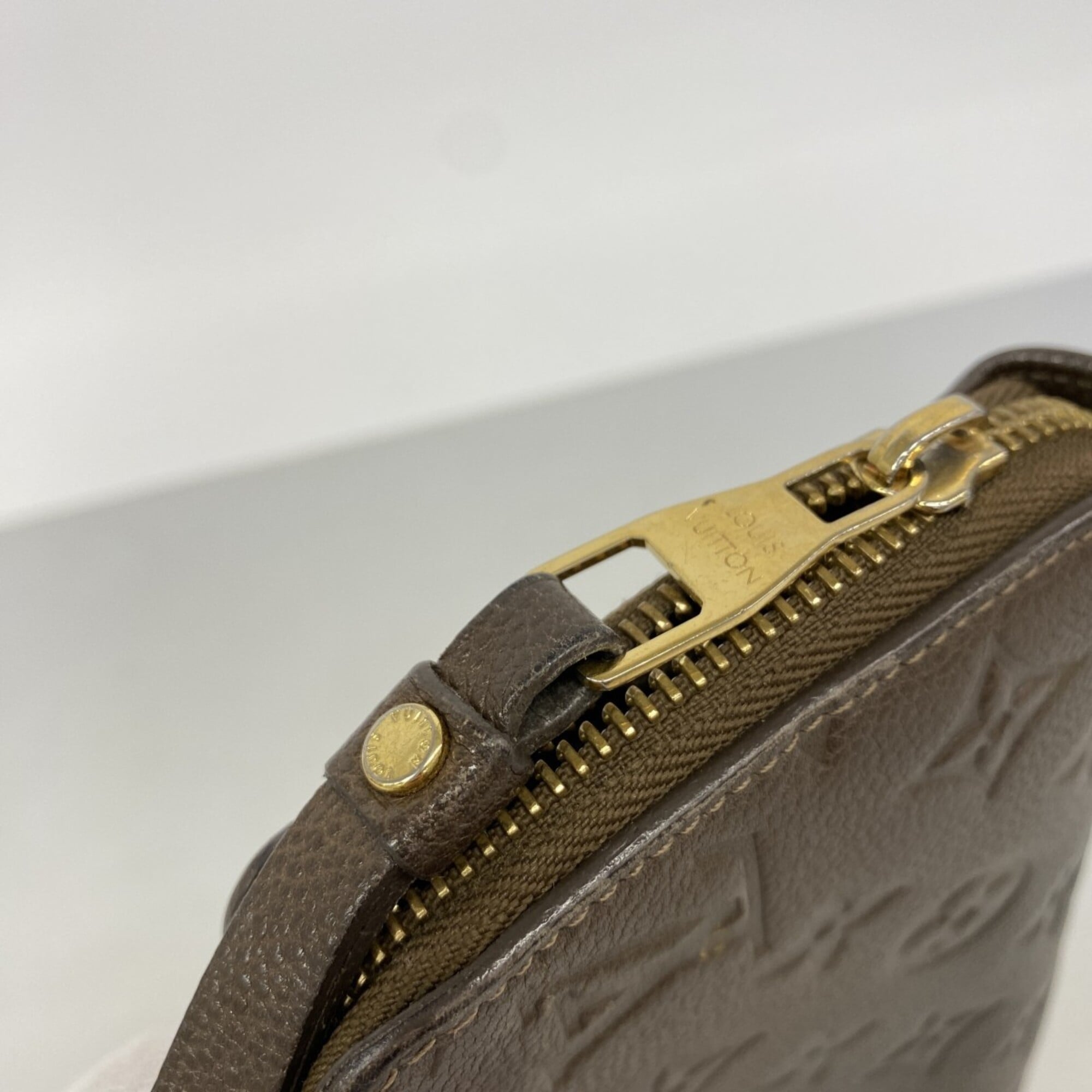 Louis Vuitton Brown Long Wallet (Bi-Fold) (Pre-Owned)