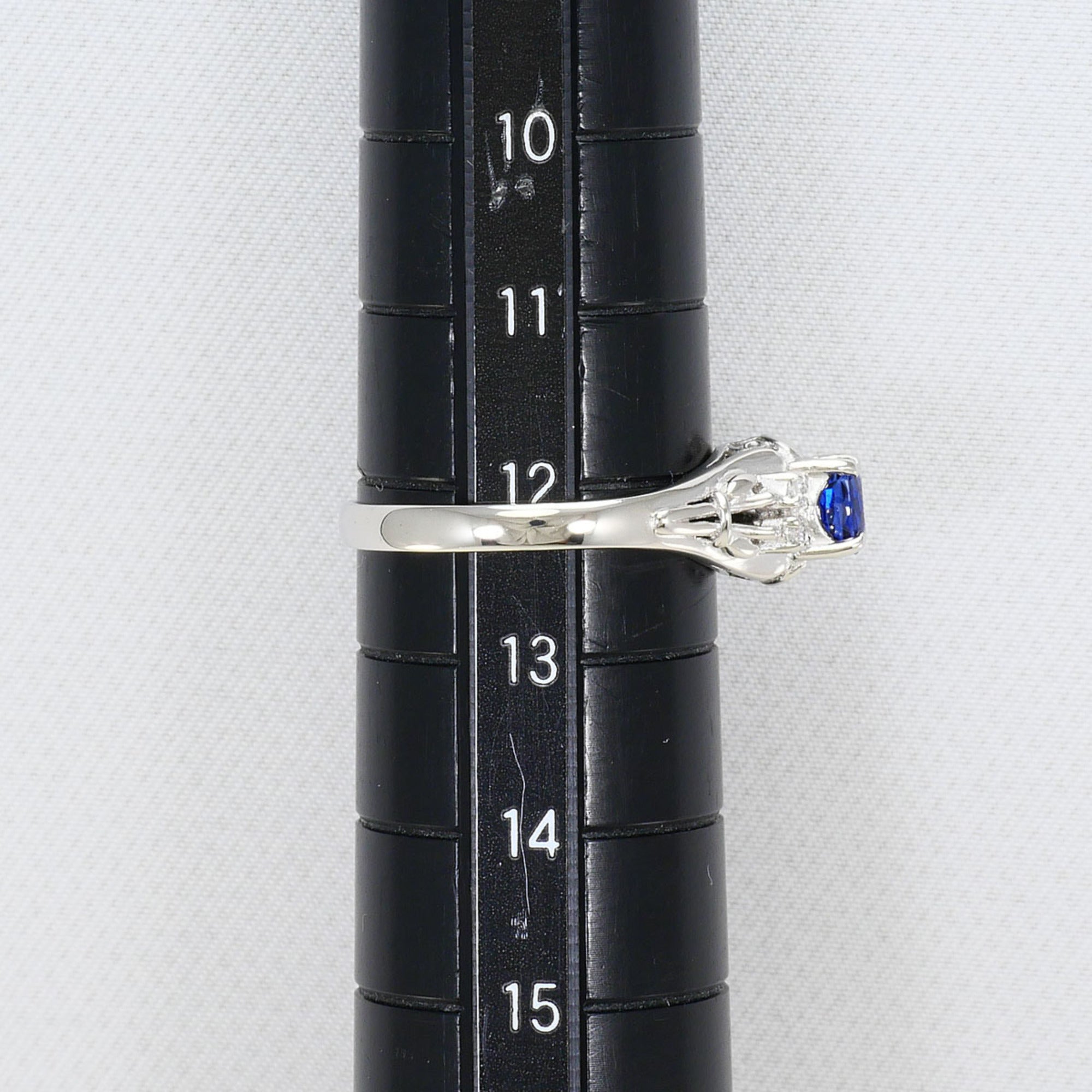 Unbranded Platinum Platinum 900 Band Ring (Pre-Owned)