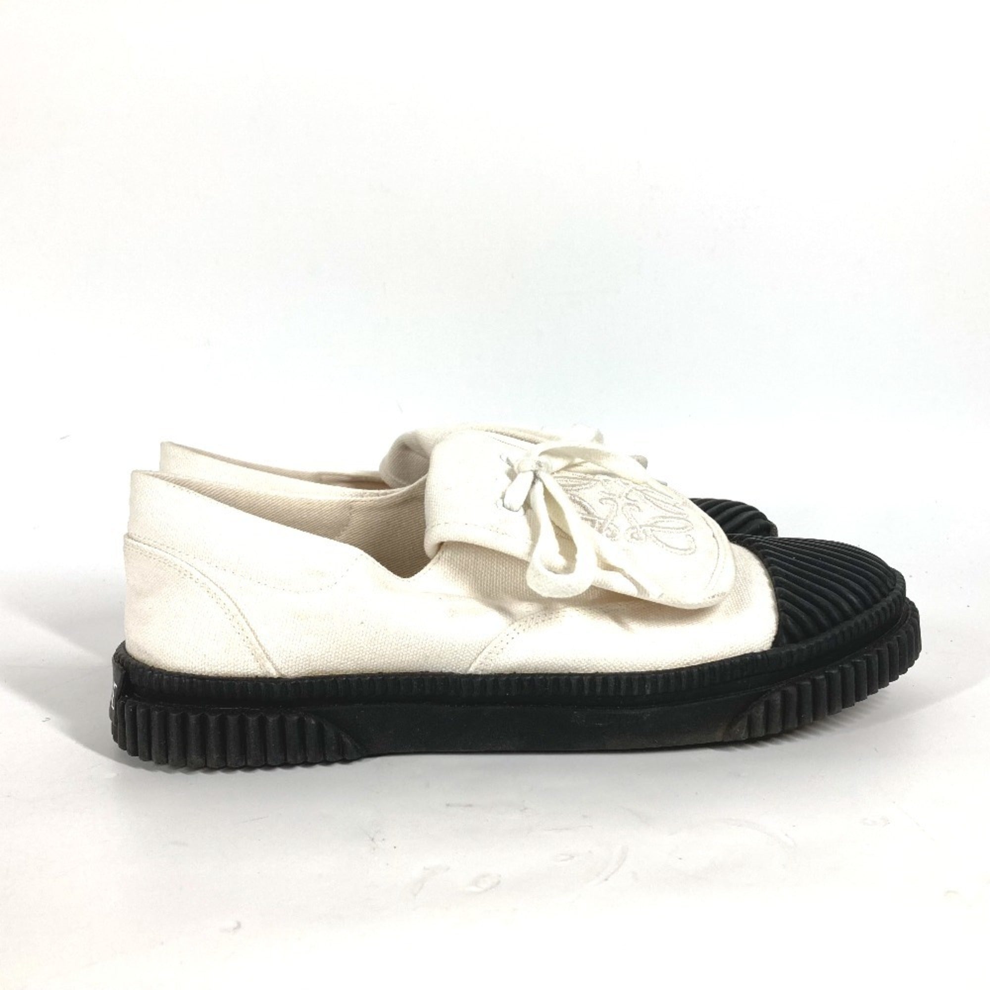 Loewe Black White Sneakers (Pre-Owned)
