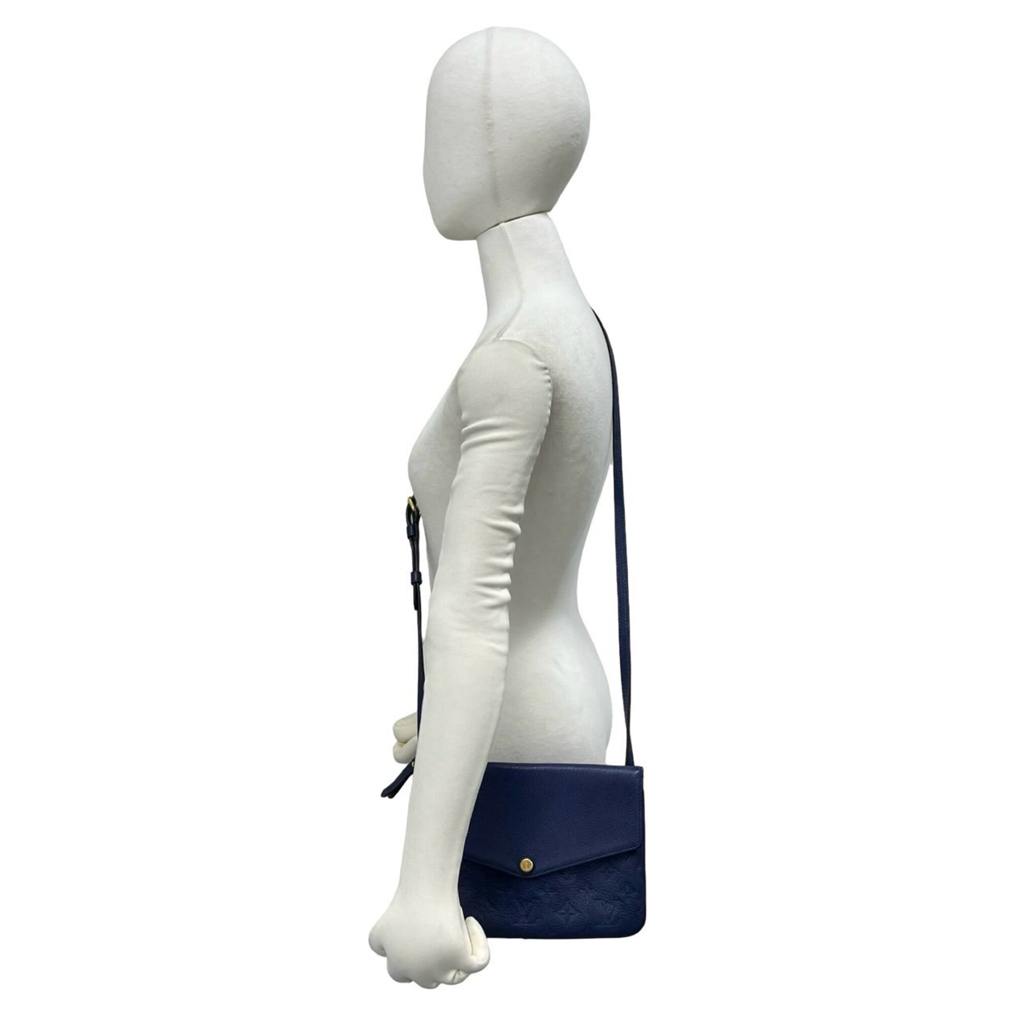 Louis Vuitton Blue Leather Pochette Shoulder Bag (Pre-Owned)