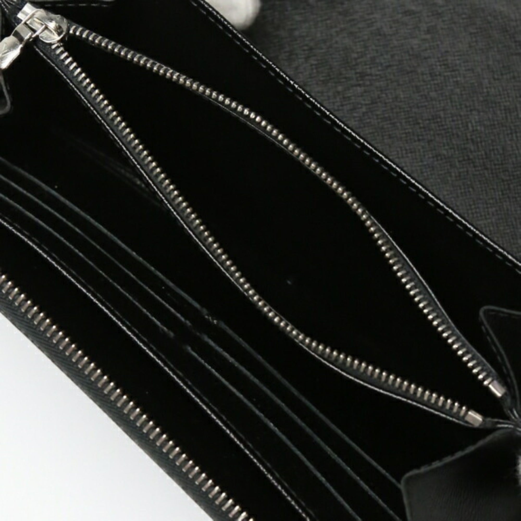 Louis Vuitton Black Damier Graphite Long Wallet (Bi-Fold) (Pre-Owned)