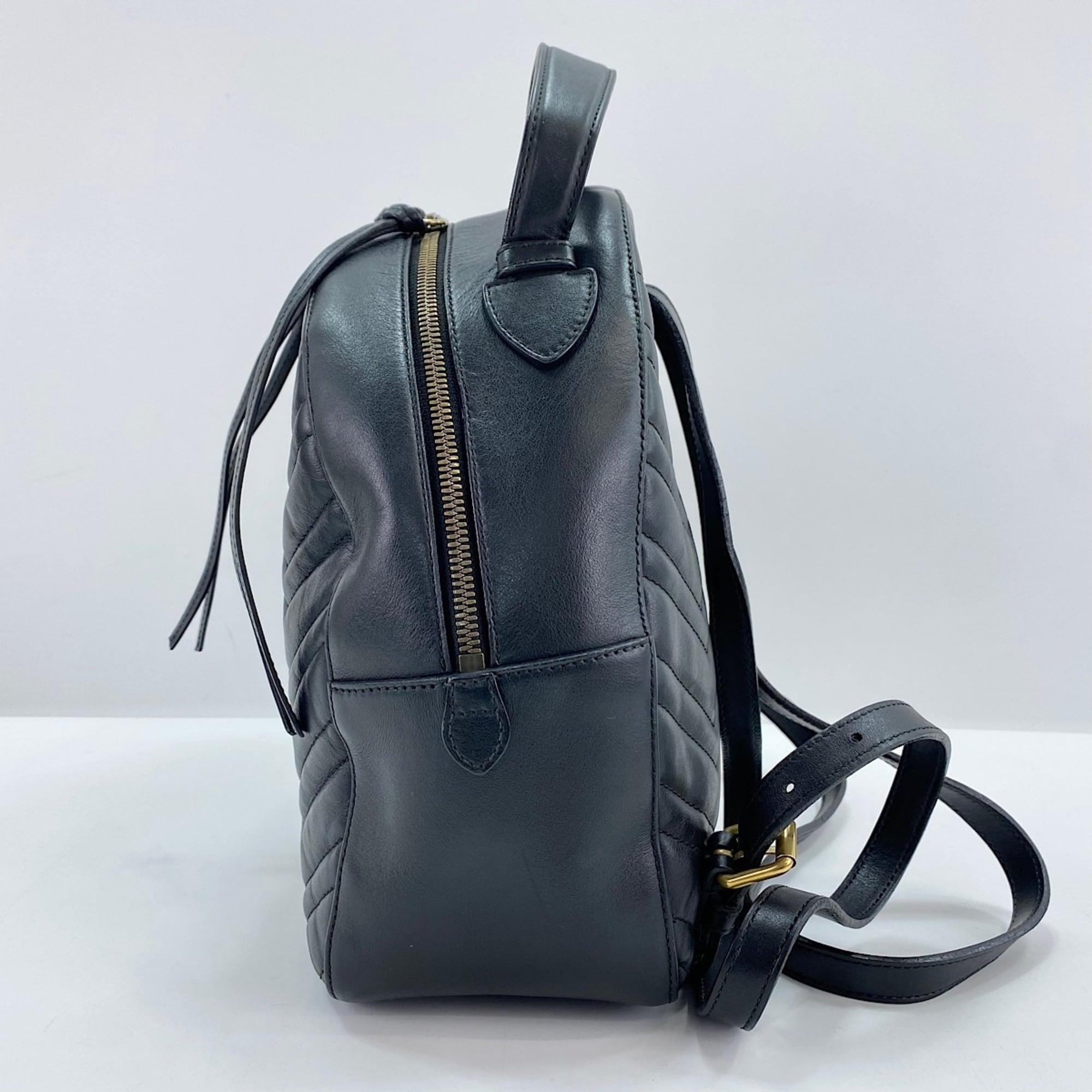 Gucci Gg Marmont Black Backpack (Pre-Owned)