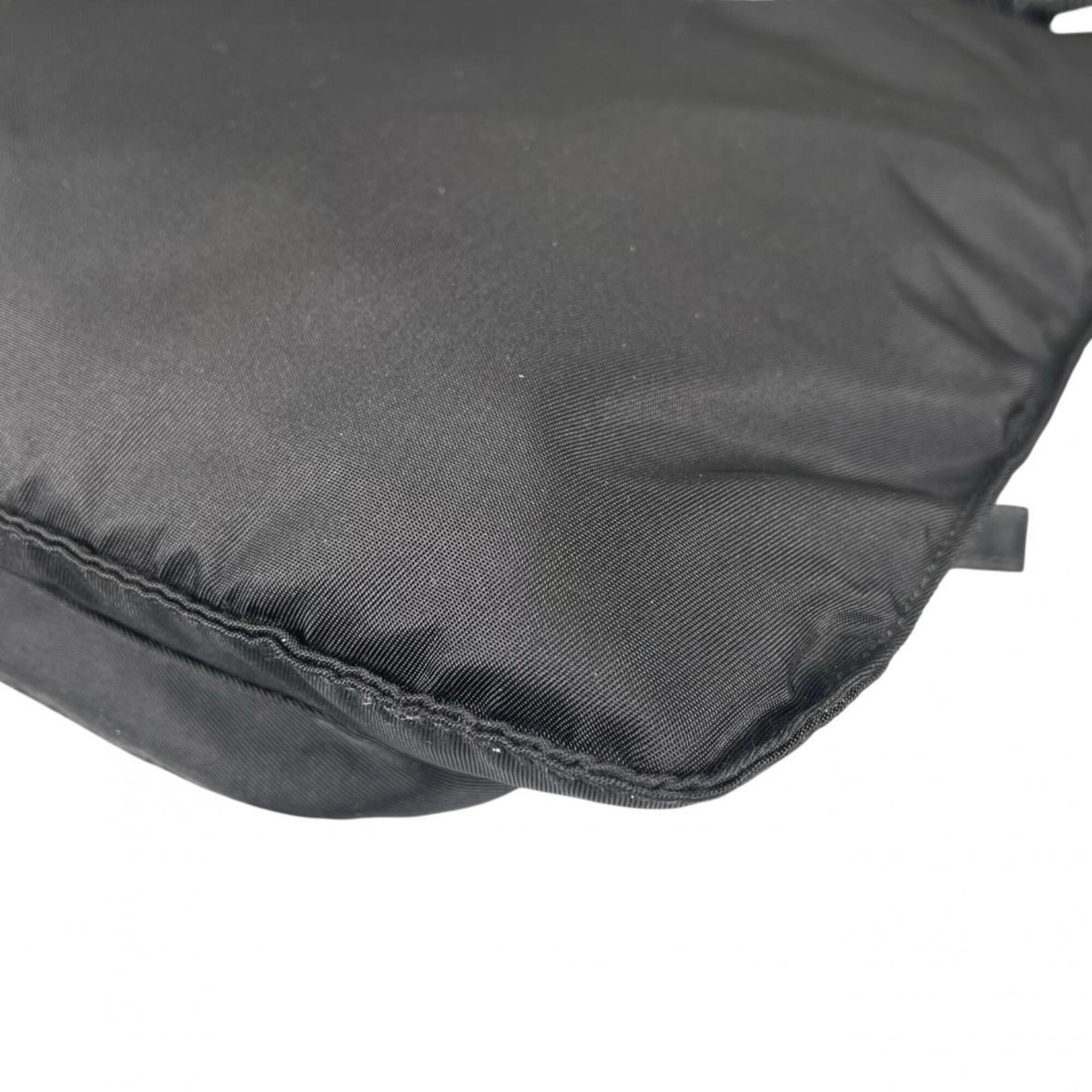 Prada Black Nylon Shoulder Bag (Pre-Owned)
