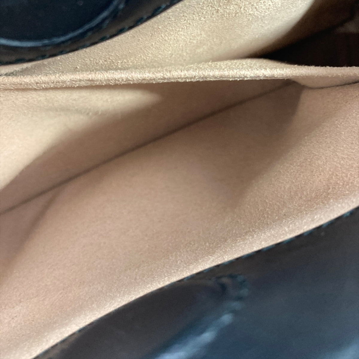 Gucci Black Leather Handbag (Pre-Owned)
