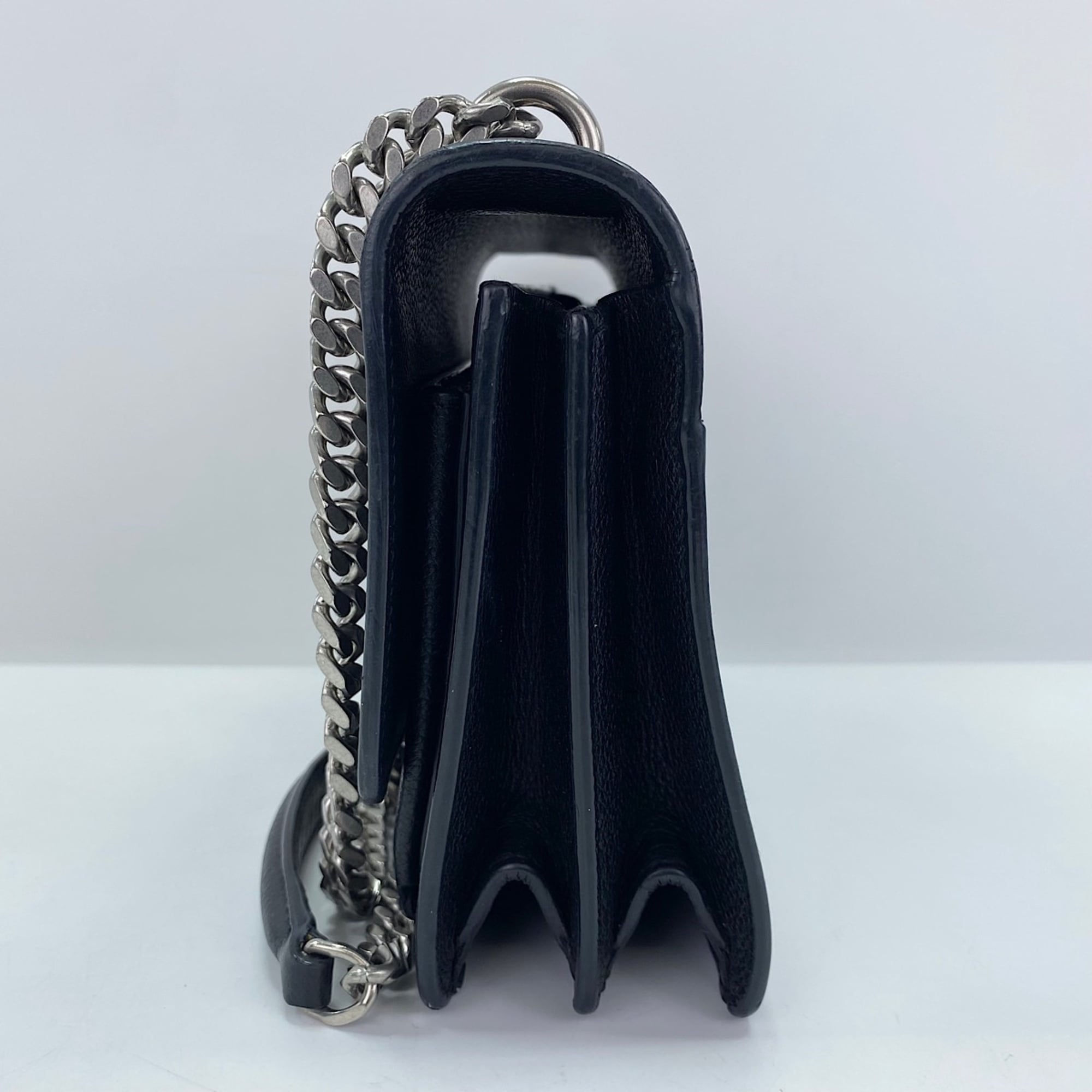 Yves Saint Laurent Black Shoulder Bag (Pre-Owned)