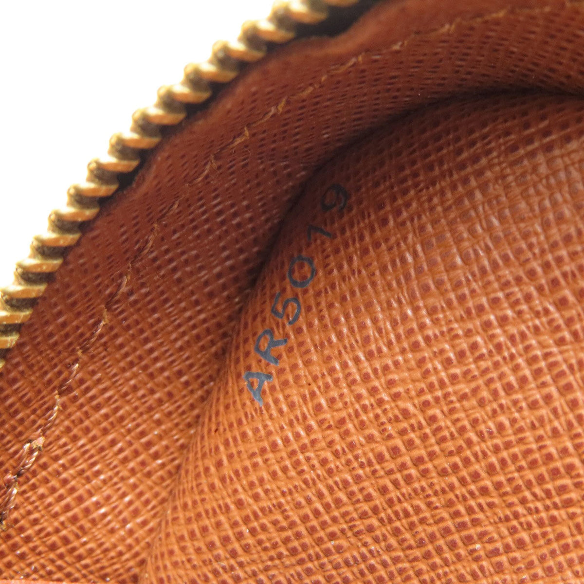 Louis Vuitton Monogram Monogram Canvas Shoulder Bag (Pre-Owned)