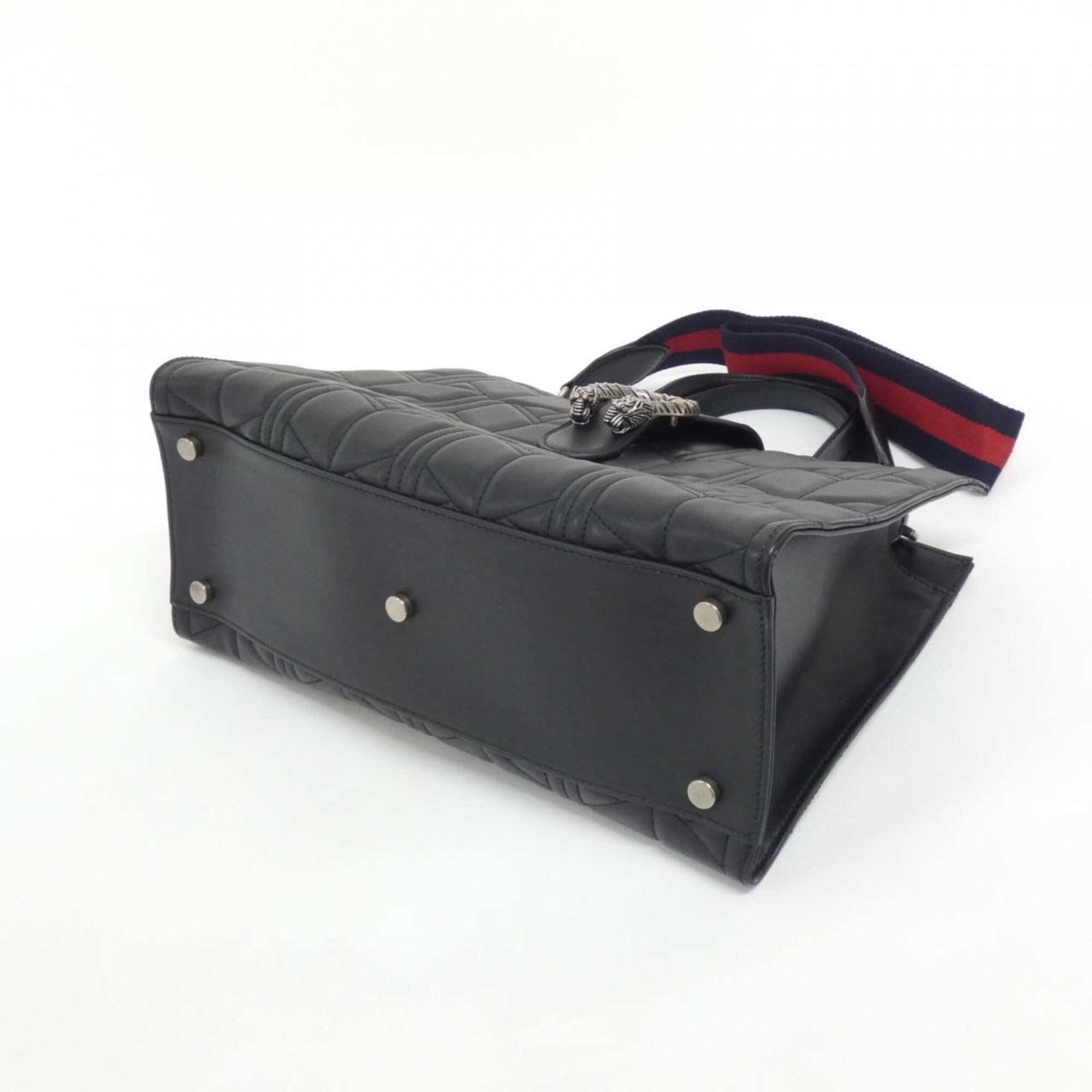 Gucci Black Quilting Leather Handbag (Pre-Owned)